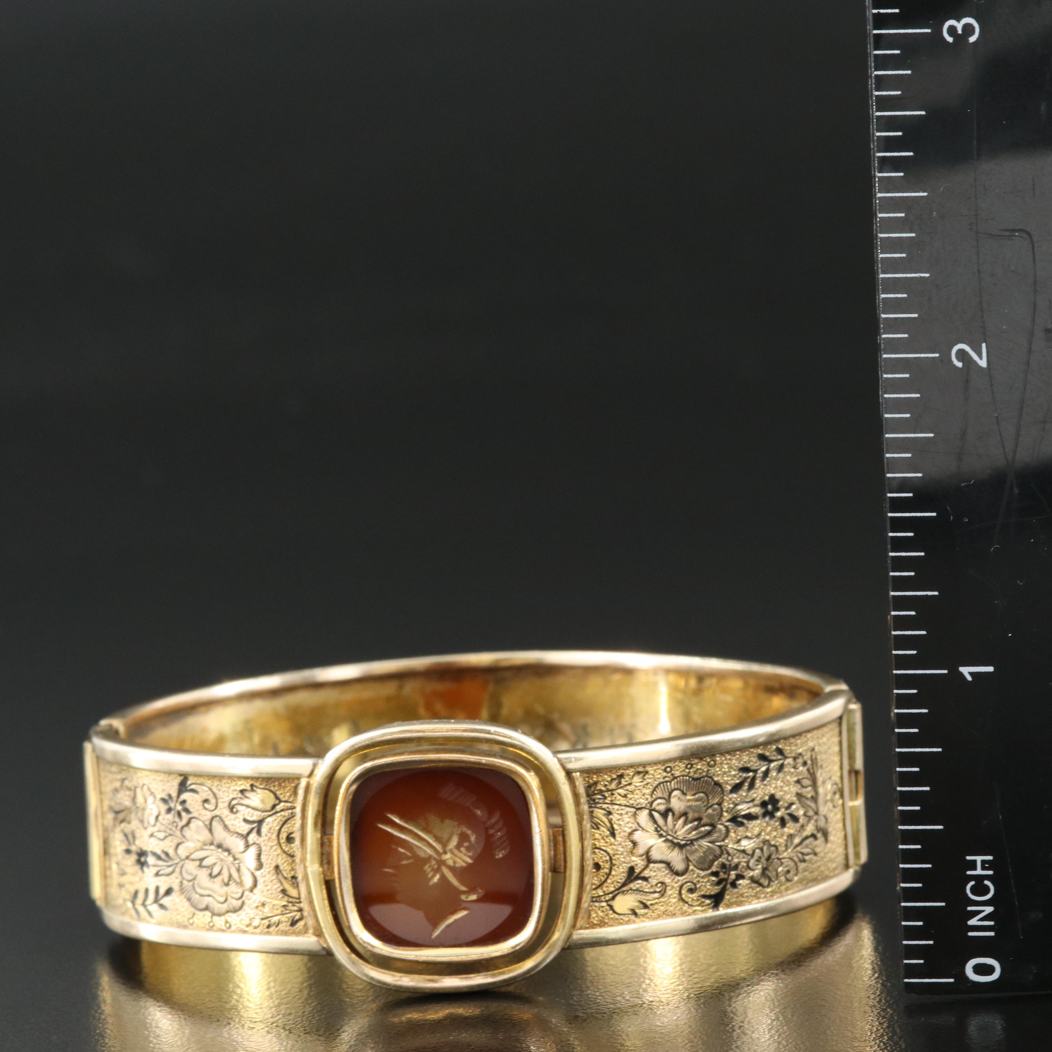 Simmons Taille d'Epargné Carnelian Intaglio and Resin Enamel Bracelet