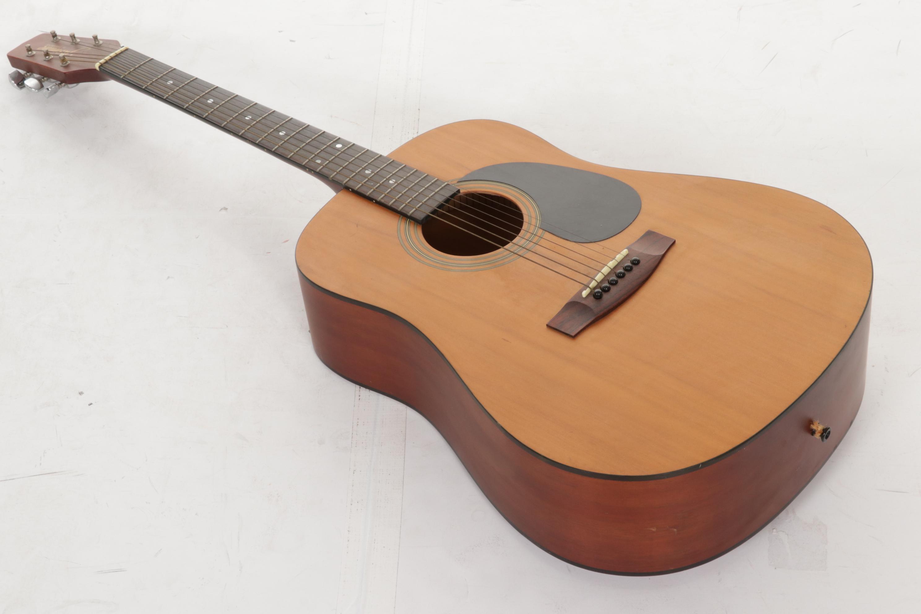 Takamine Jasmine Right-Handed Six-String Acoustic Guitar