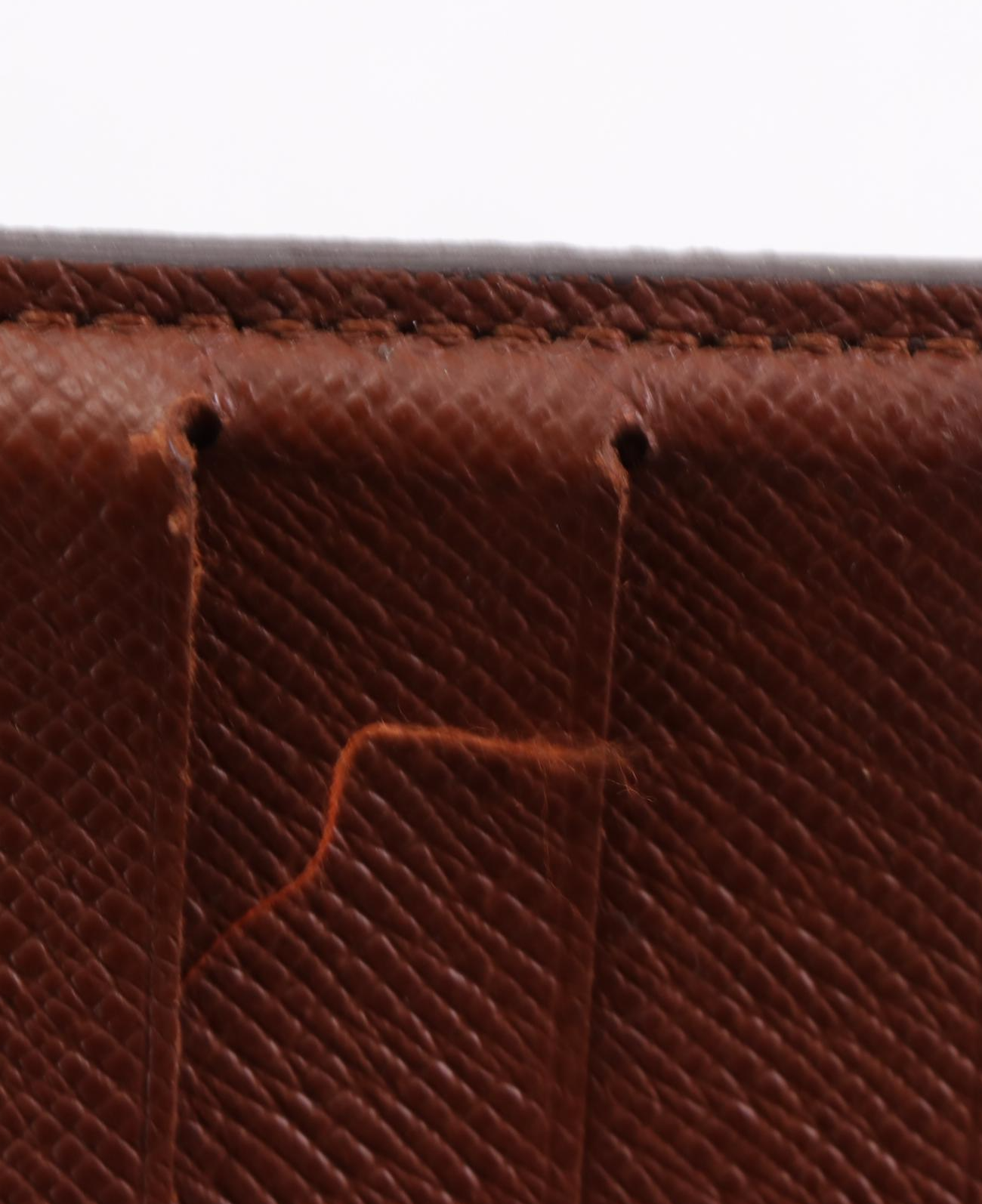 Louis Vuitton Bifold Wallet in Monogram Canvas