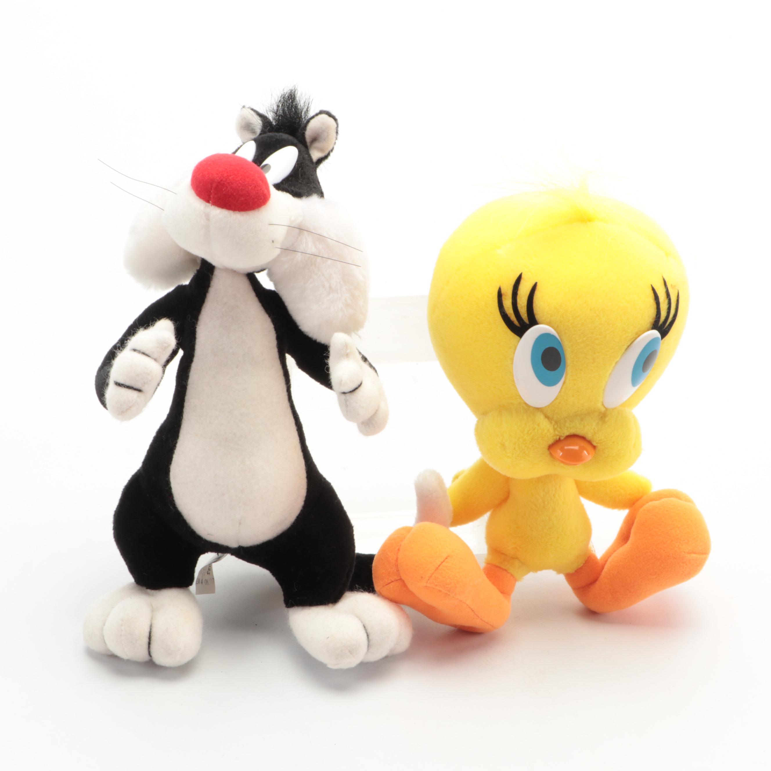 Looney Tunes and Disney Themed Plush Toys Featuring Pluto, Mickey, and More