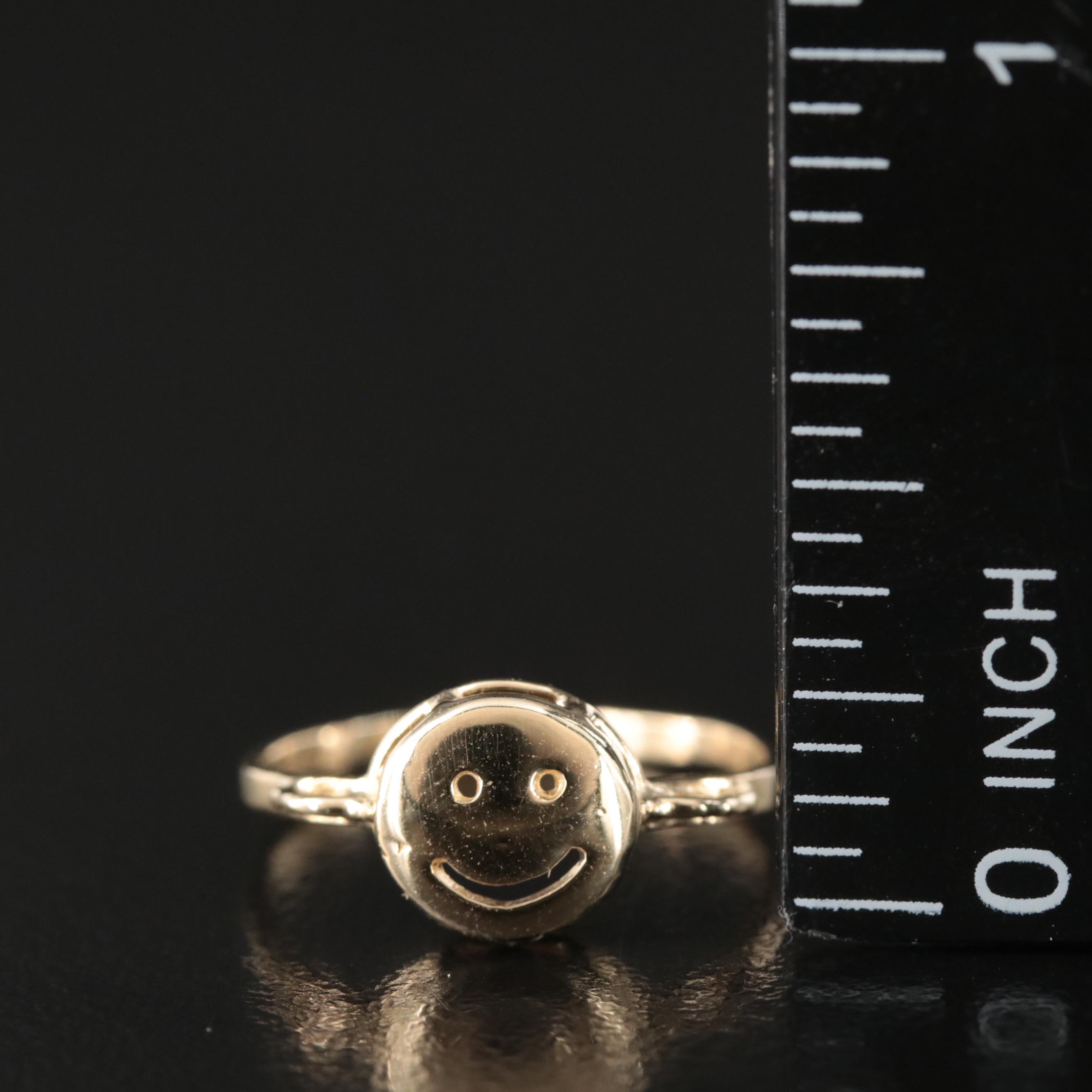 14K Smiley Face Ring