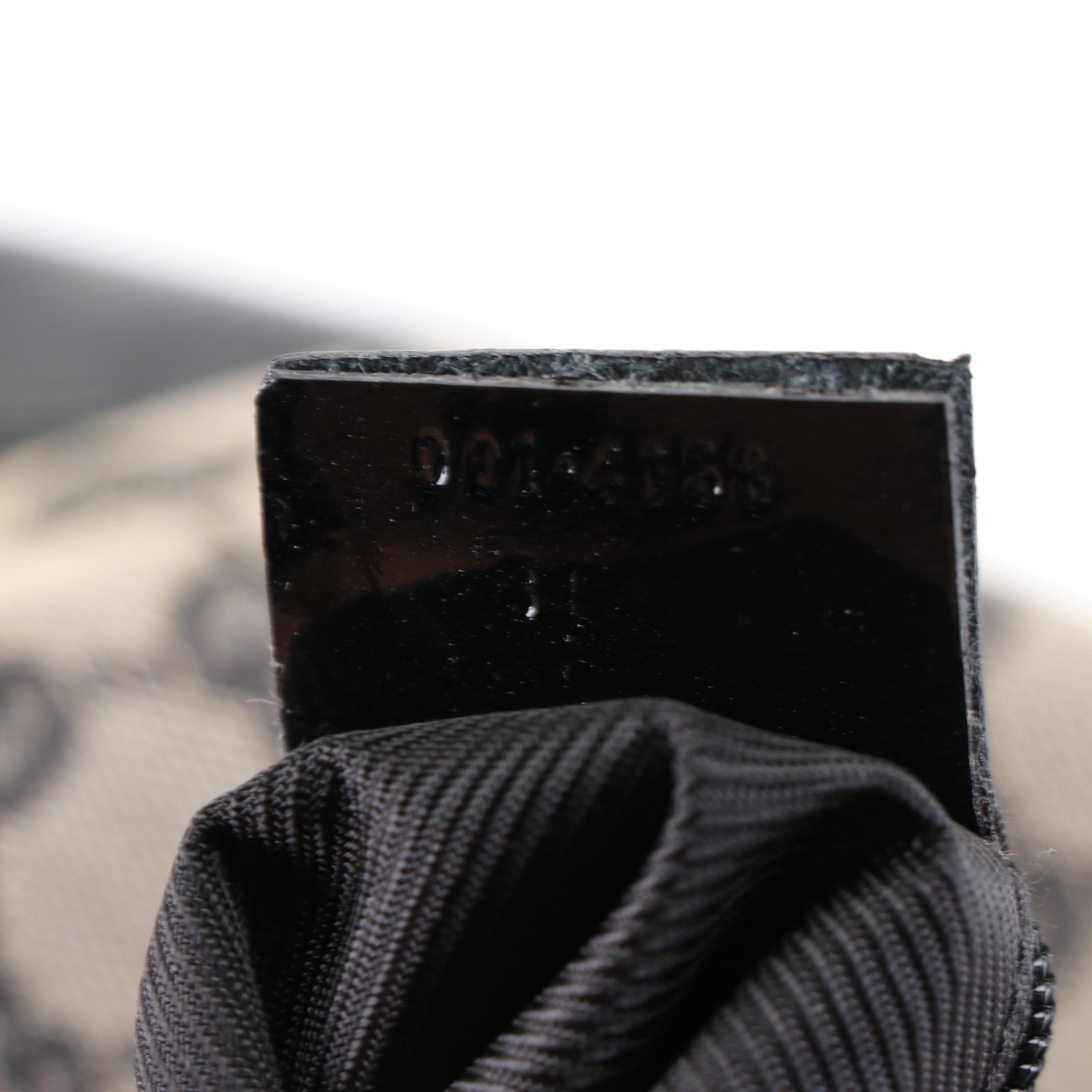 Gucci Hobo Shoulder Bag in GG Canvas and Patent Leather Trim