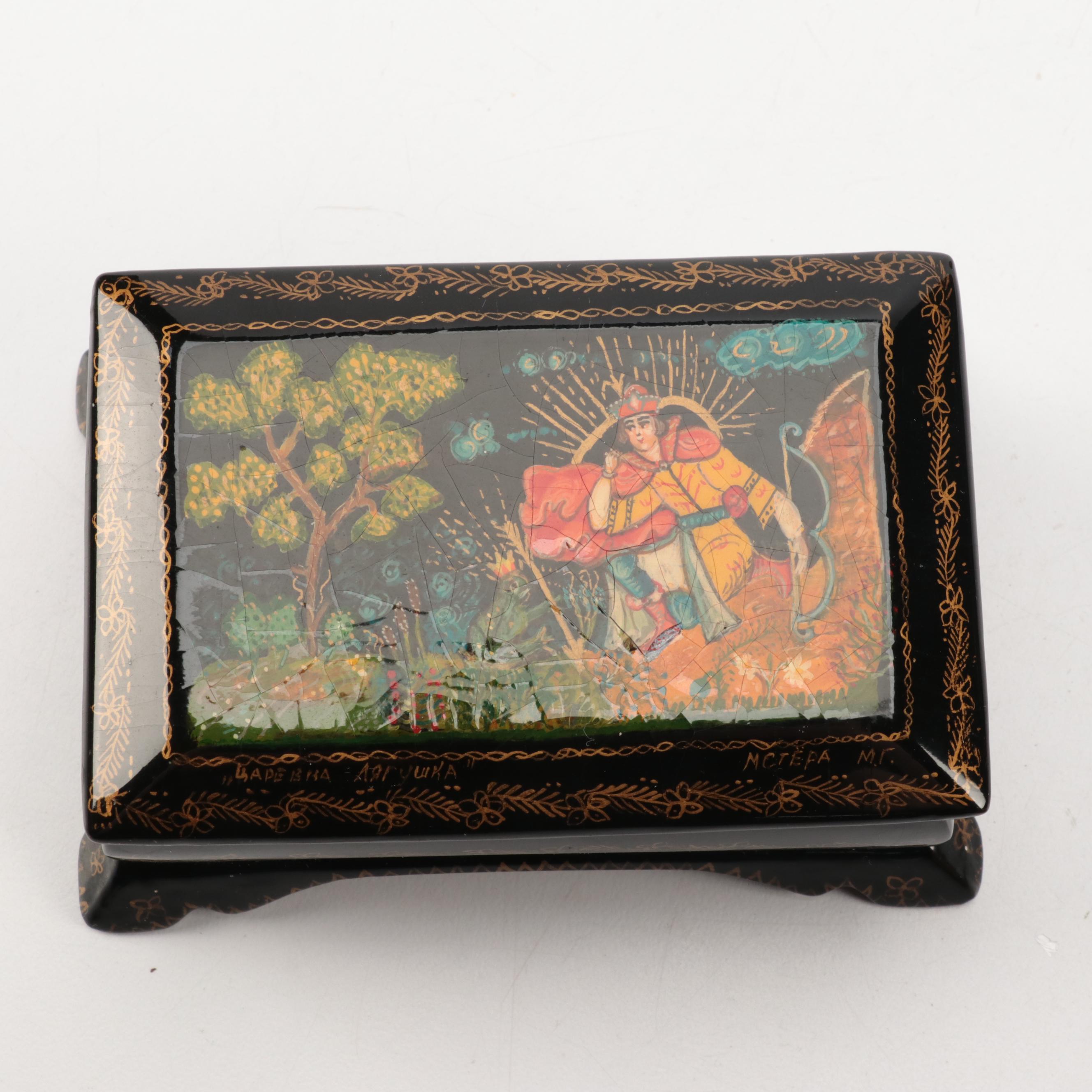 Russian Hand-Painted Lacquered Boxes and Decorative Egg, circa 1984