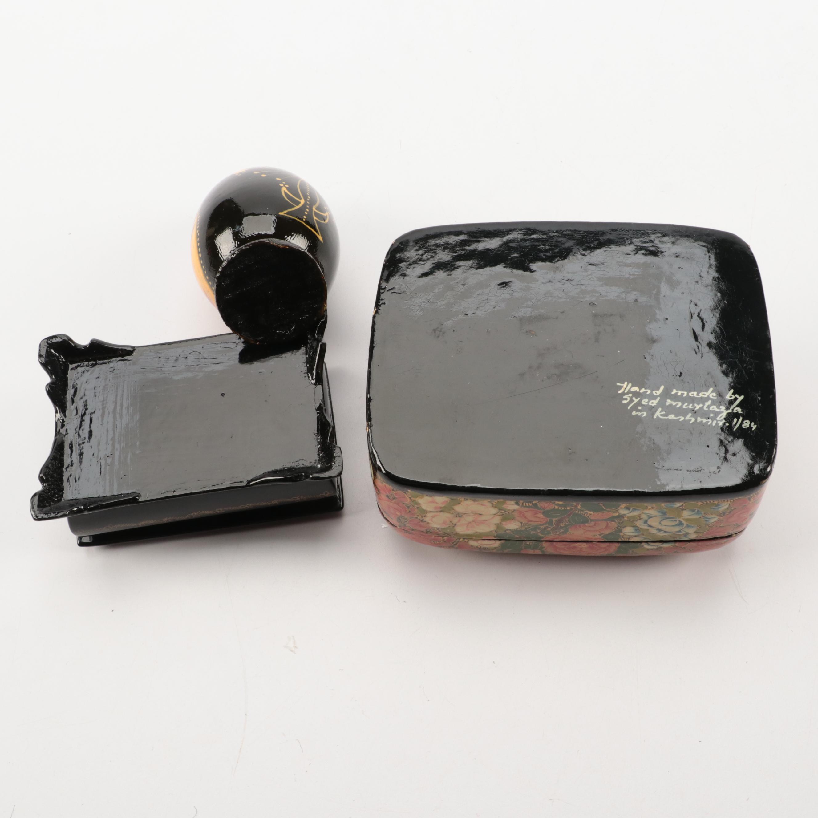 Russian Hand-Painted Lacquered Boxes and Decorative Egg, circa 1984