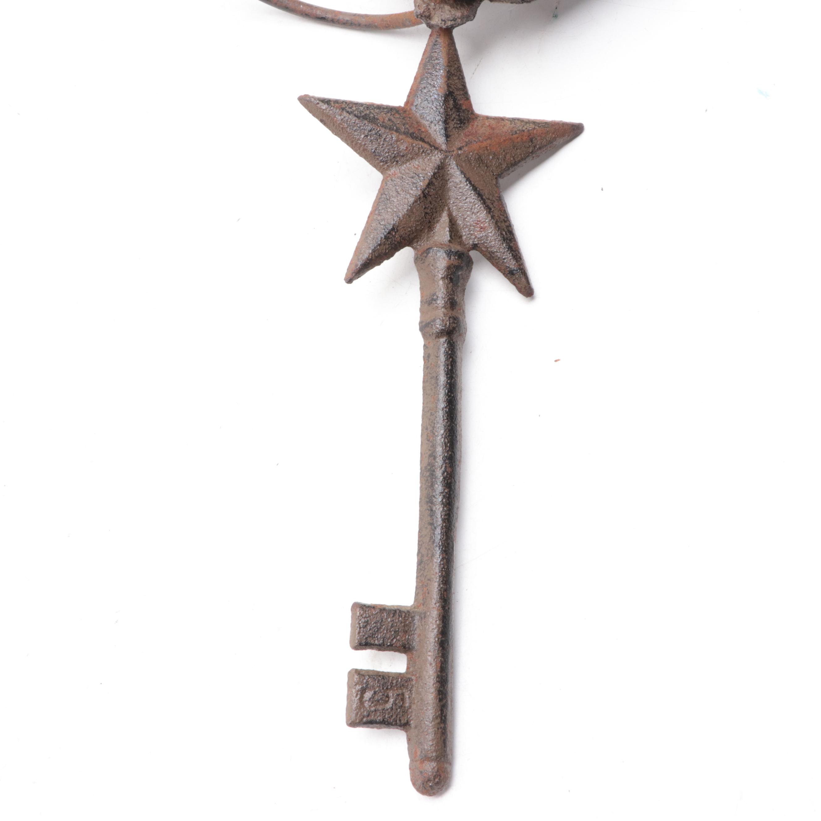 Western Themed Cast Iron Decorative Skeleton Key Ring