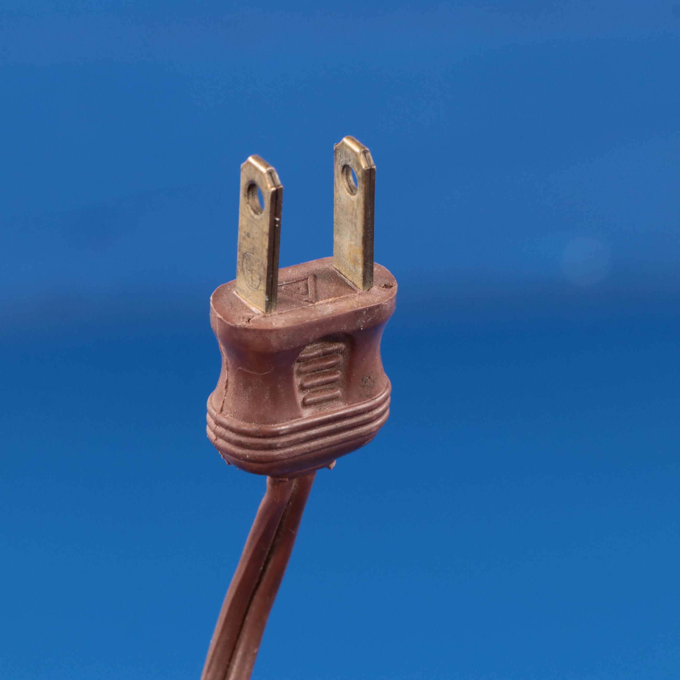 Wal-Feld Co. Tin Lithograph Toy Phonograph Table Lamp, Mid-20th Century