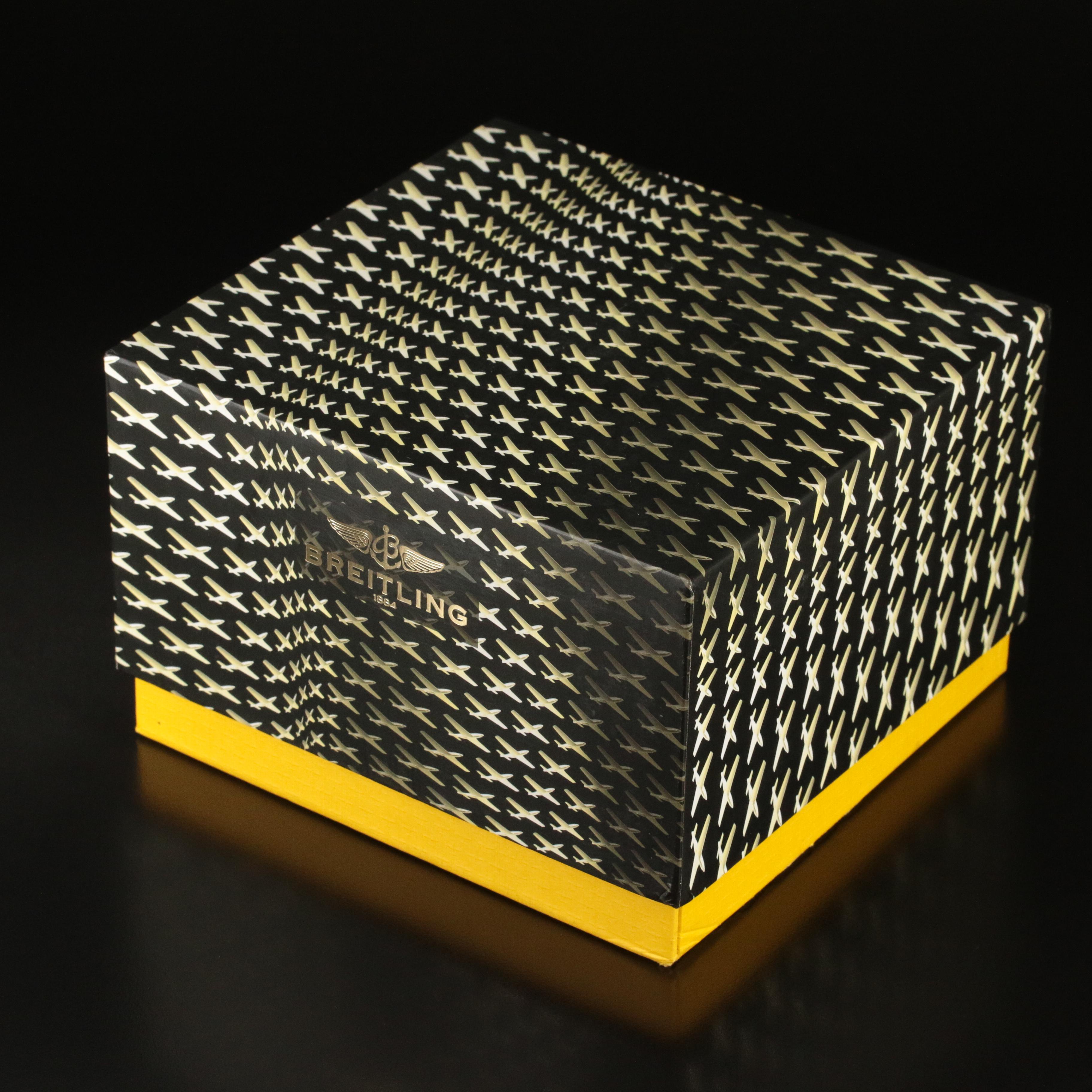 Breitling Navitimer 01 Chronometre Chronograph Watch