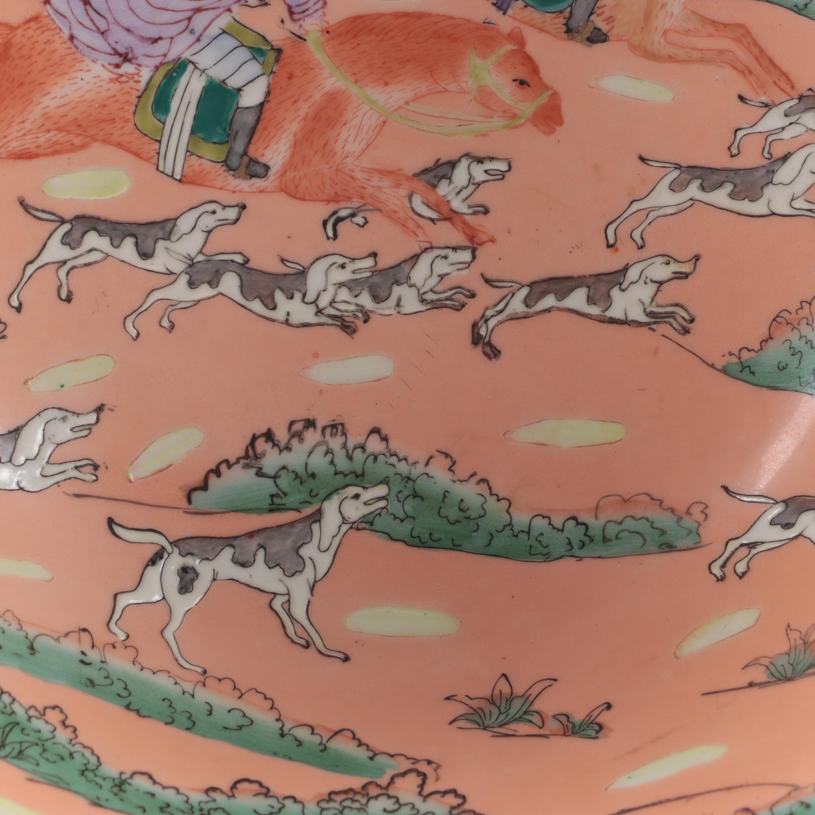 Chinese Export Porcelain Fox Hunting Bowl with Carved Stand