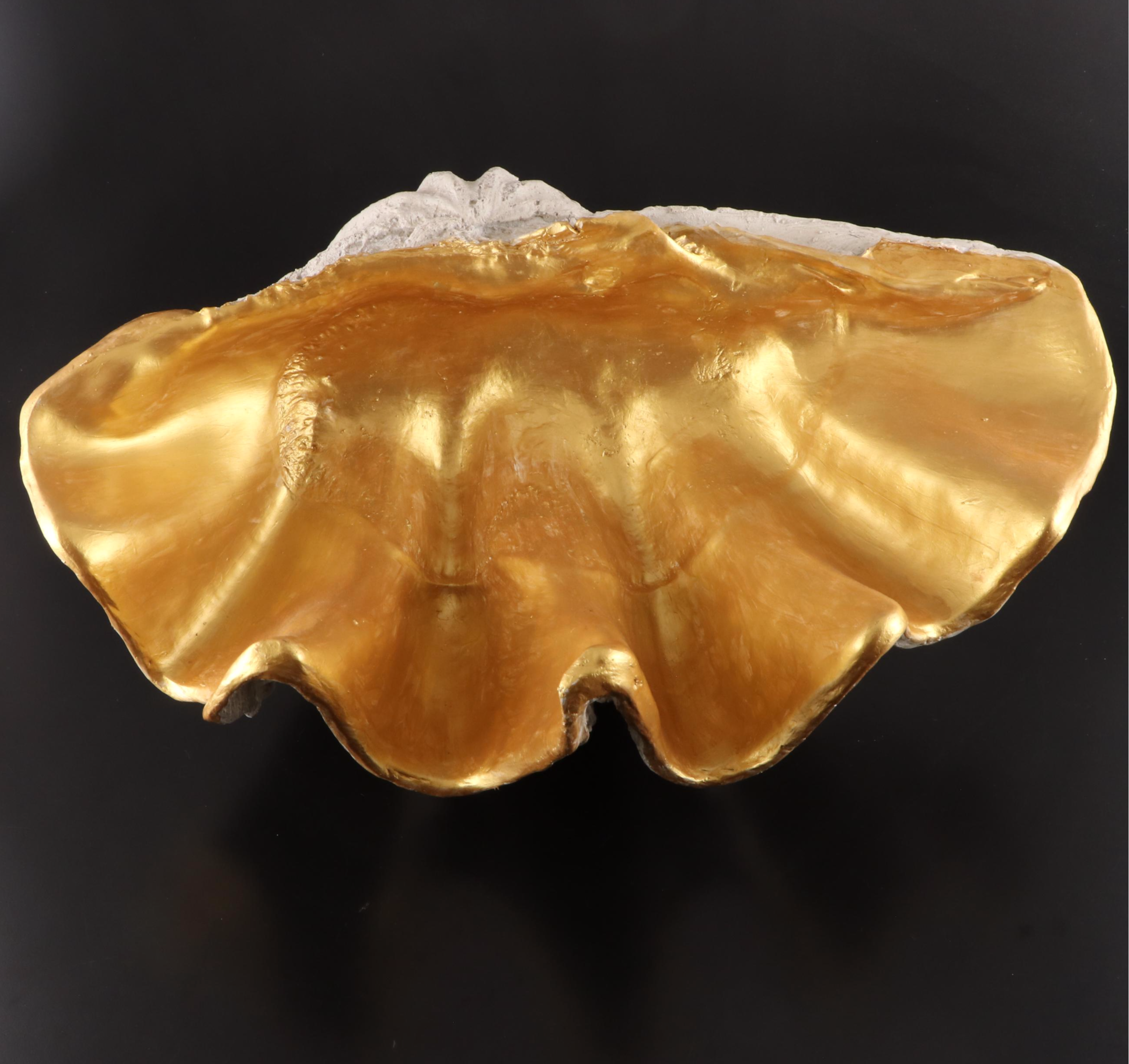 Cast Fiberglass Giant Clam Shell Form Bowl