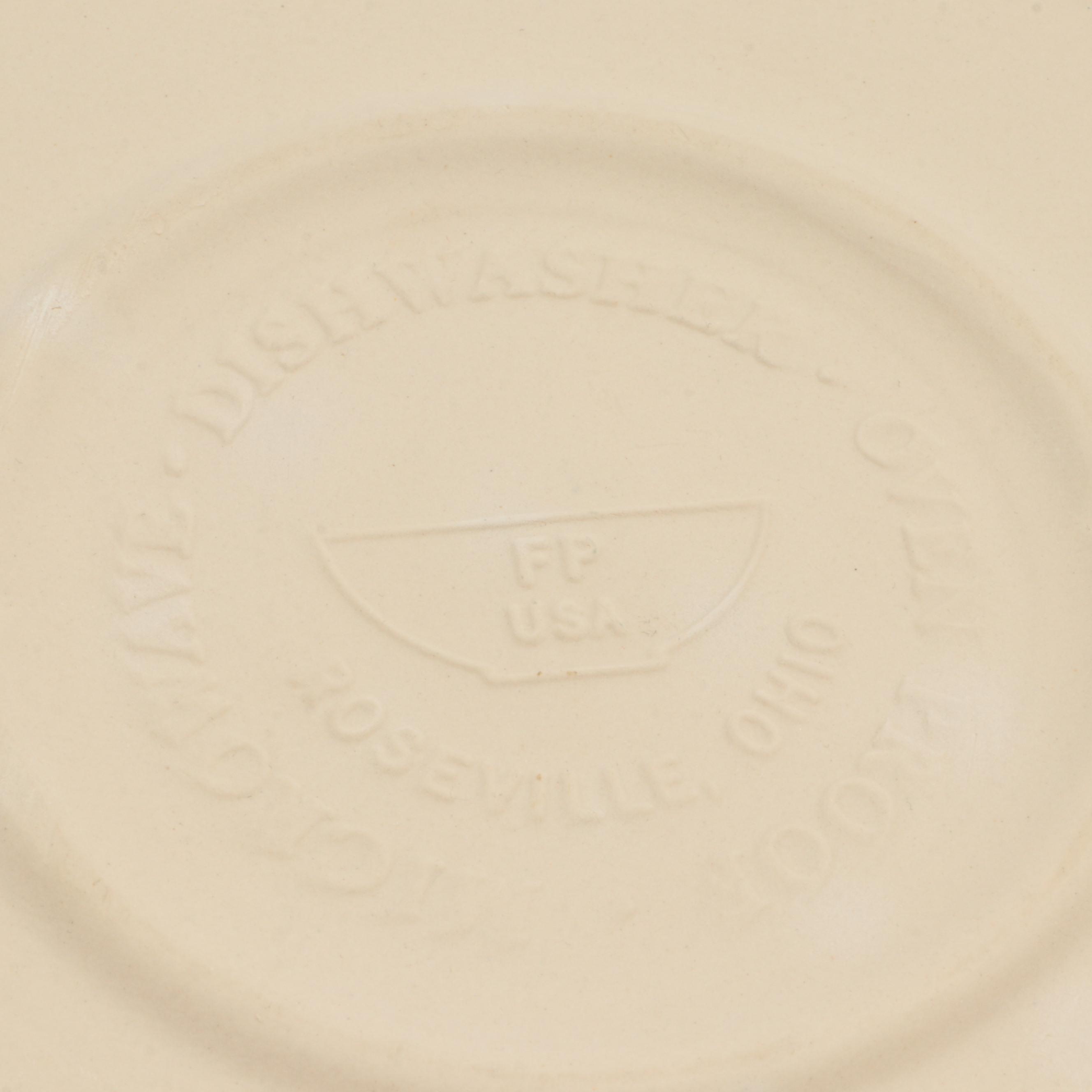 Le Creuset Marseille Cast Iron Griddle and Pie Pan with Other Serving Bowl