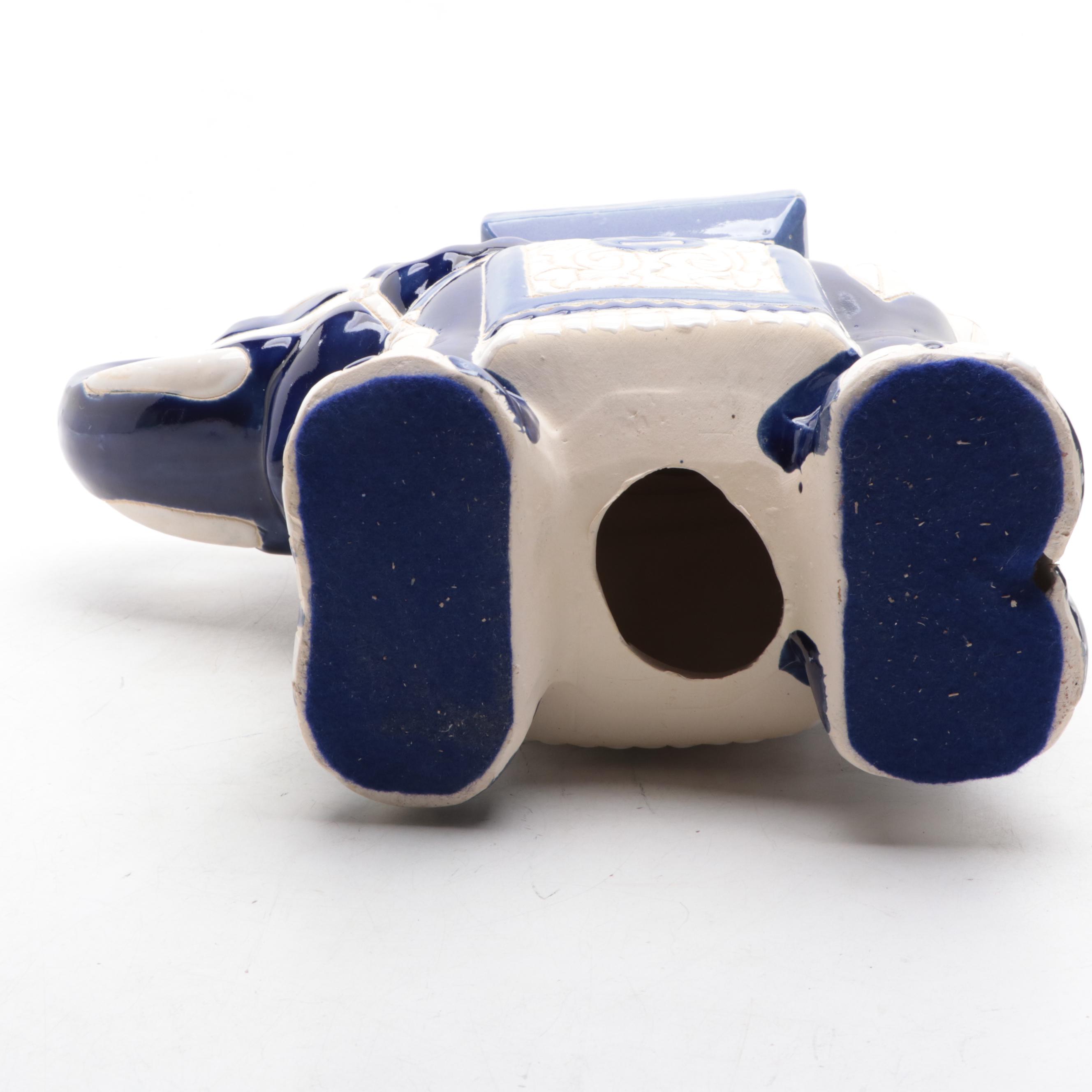 Chinese Style Cobalt Blue and White Ceramic Elephant Plant Stand