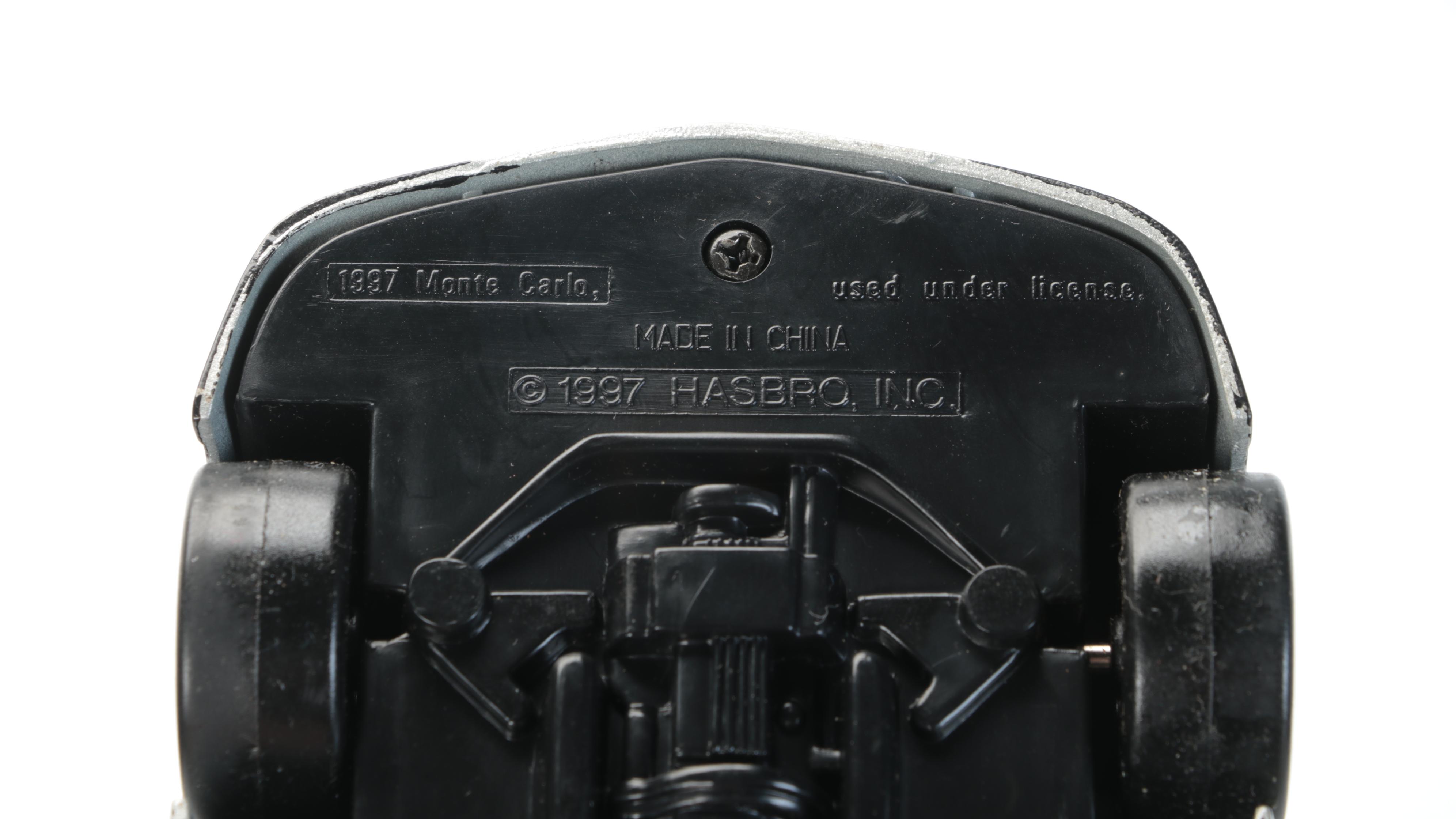 Dale Earnhardt Sr. Diecast NASCAR Model Stock Cars and Knife