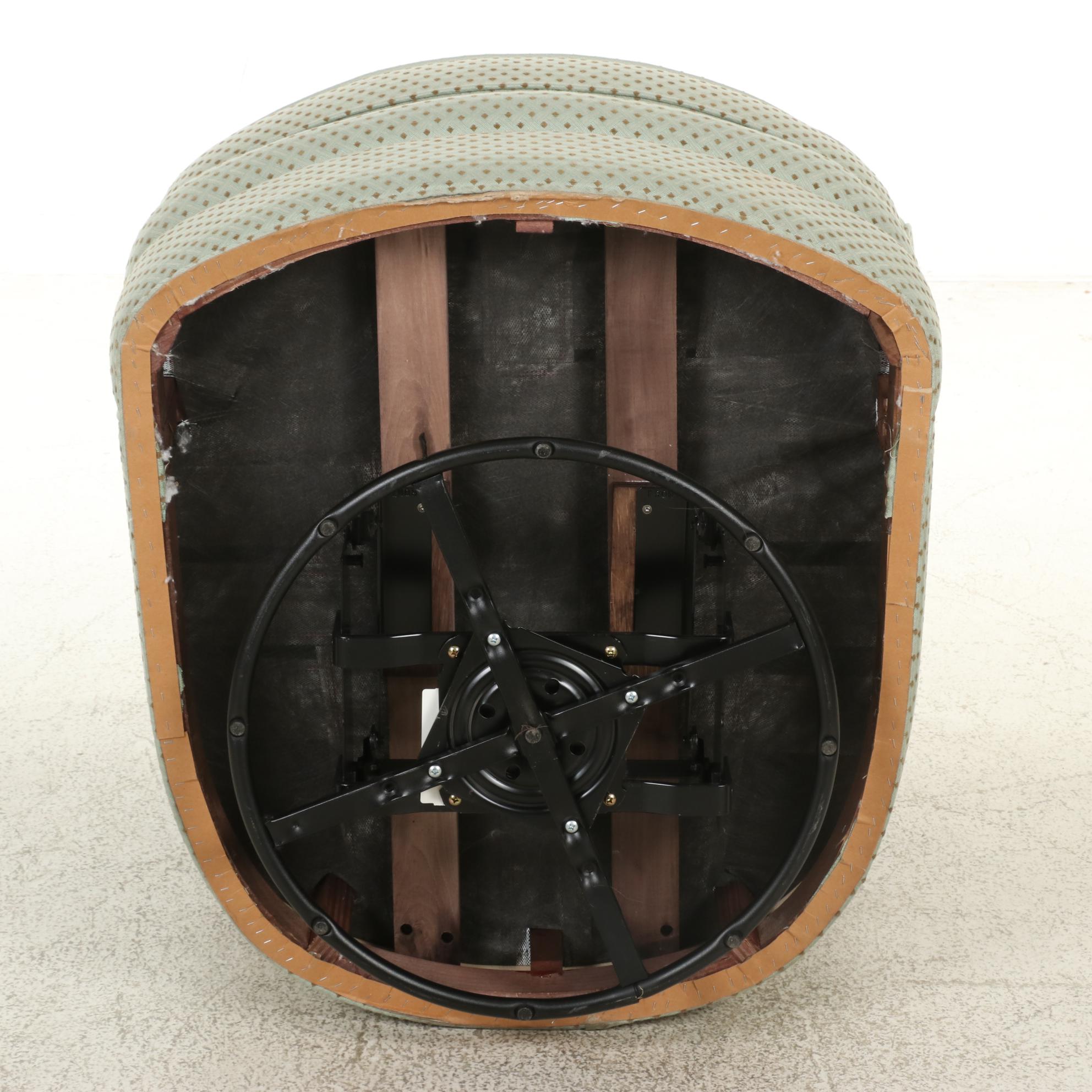 Sherrill Furniture Swivel Armchair