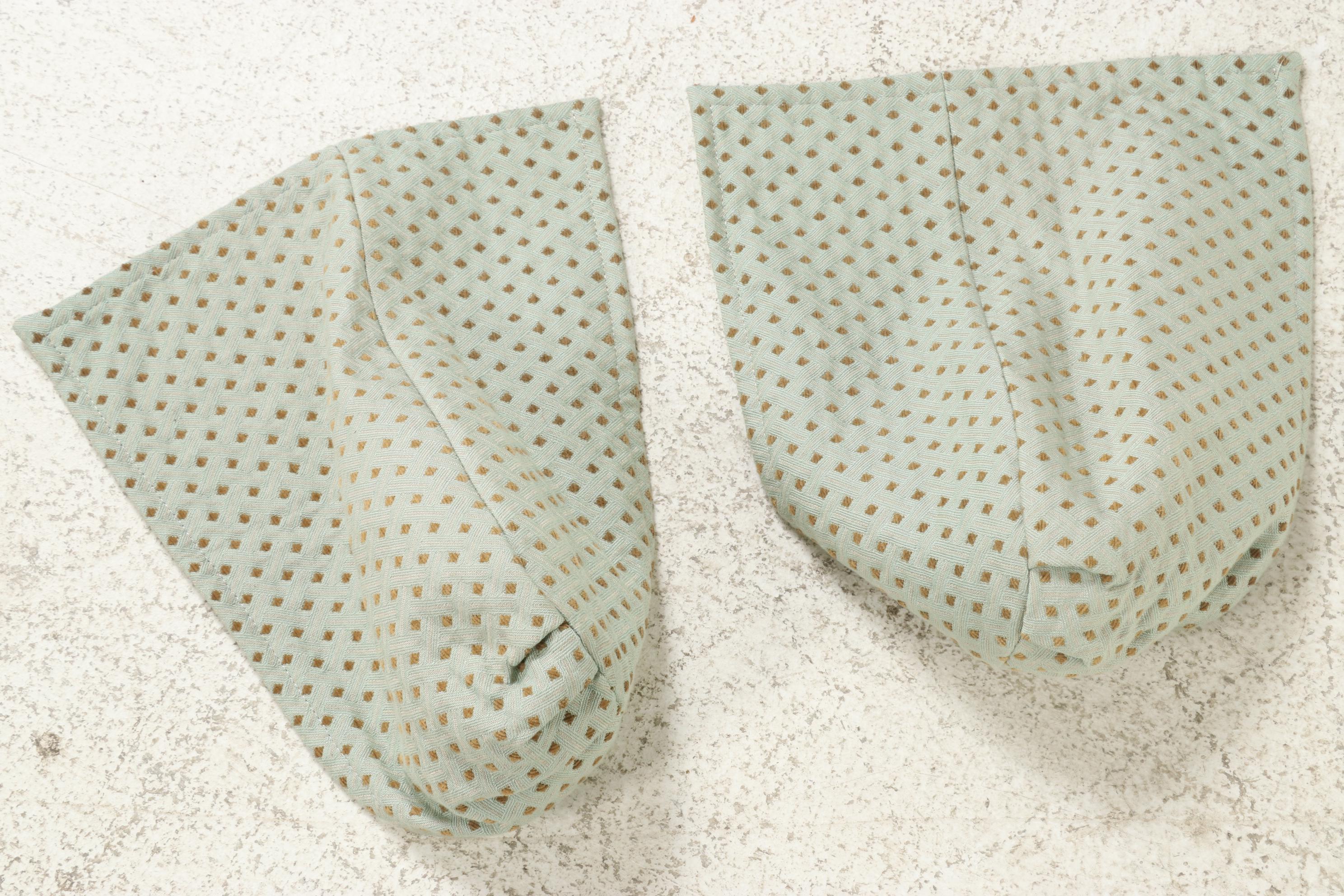 Sherrill Furniture Swivel Armchair