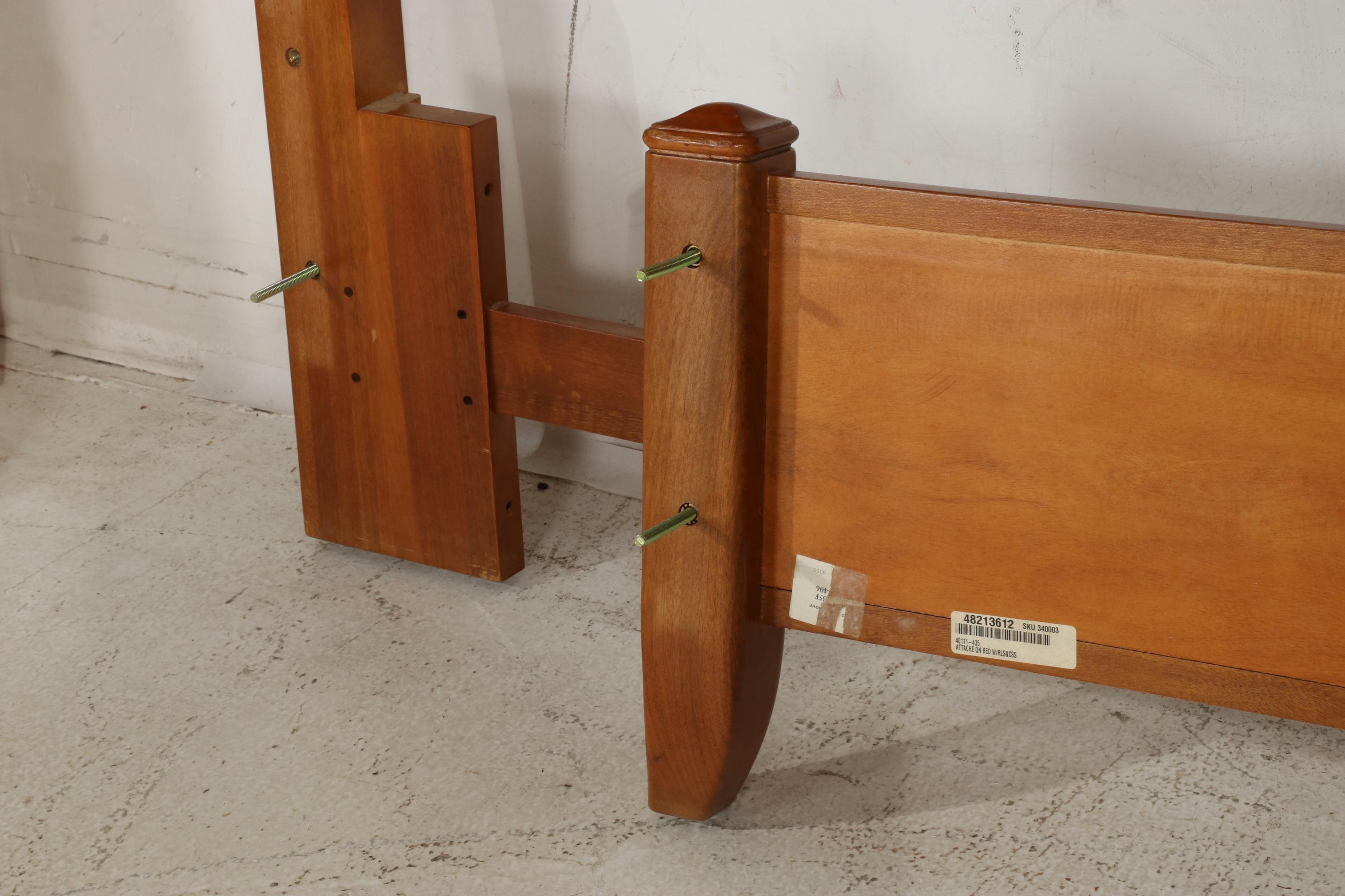 Thomasville Furniture Hardwood Bedroom Suite