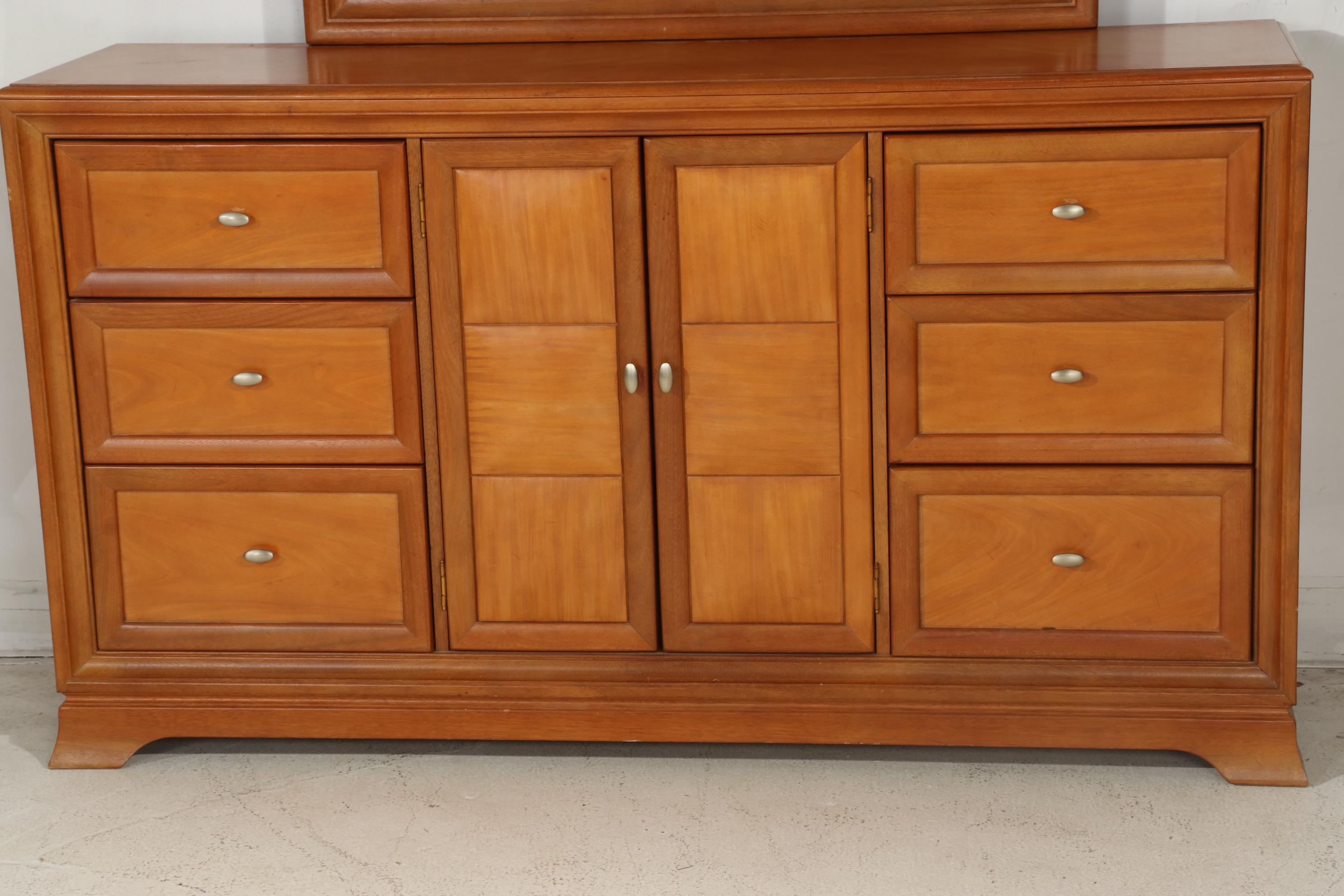 Thomasville Furniture Hardwood Bedroom Suite