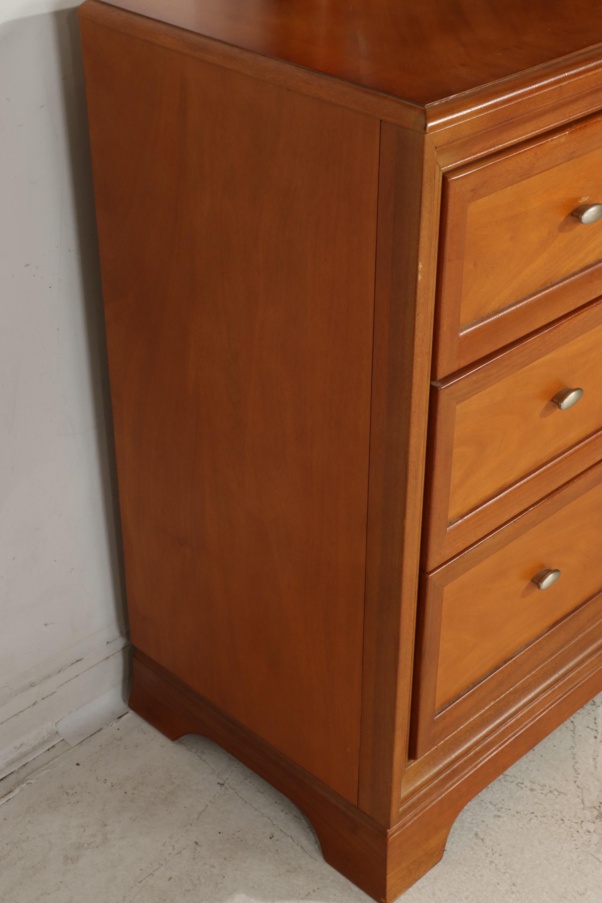 Thomasville Furniture Hardwood Bedroom Suite