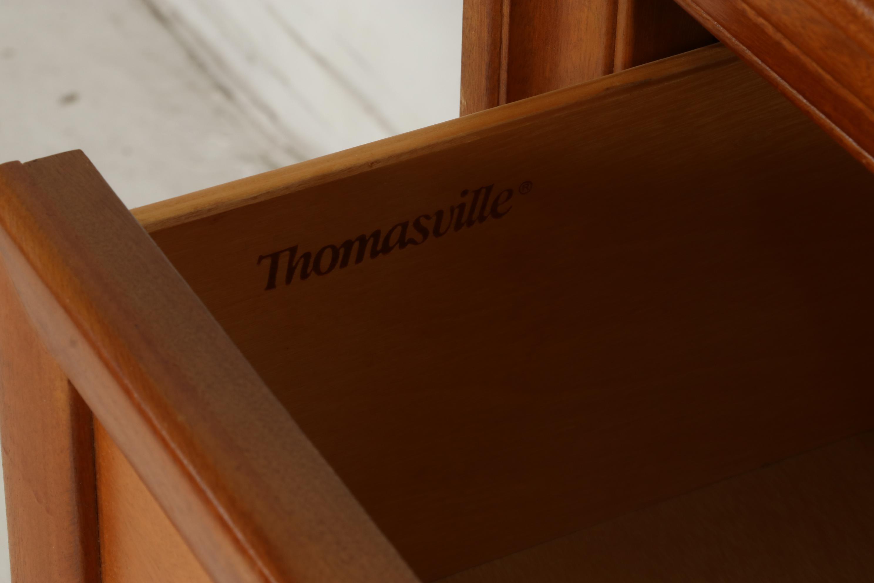 Thomasville Furniture Hardwood Bedroom Suite