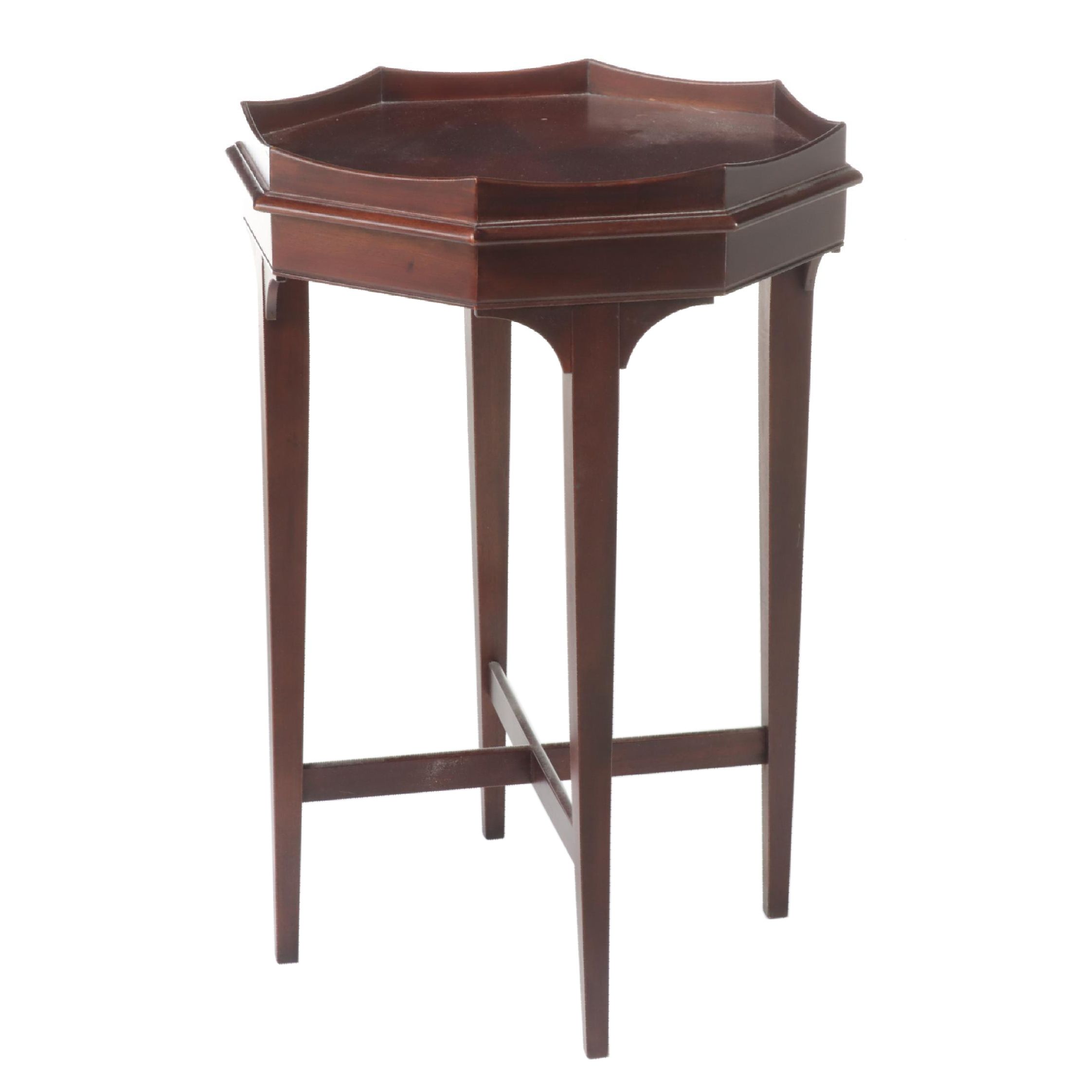 Hekman Furniture Mahogany Finish Hardwood Side Table
