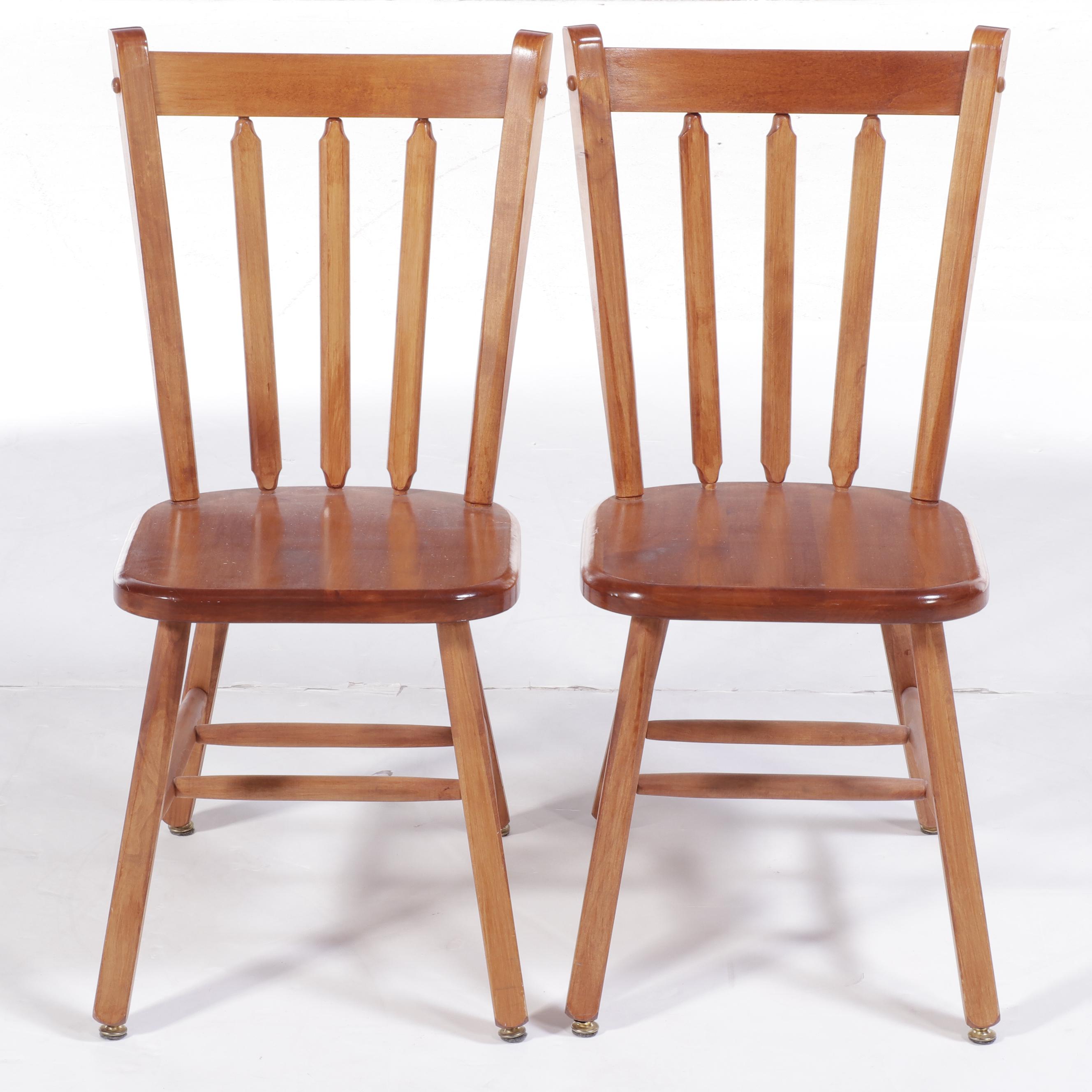 Set of American Colonial Style Maple Arrowback Side Chairs
