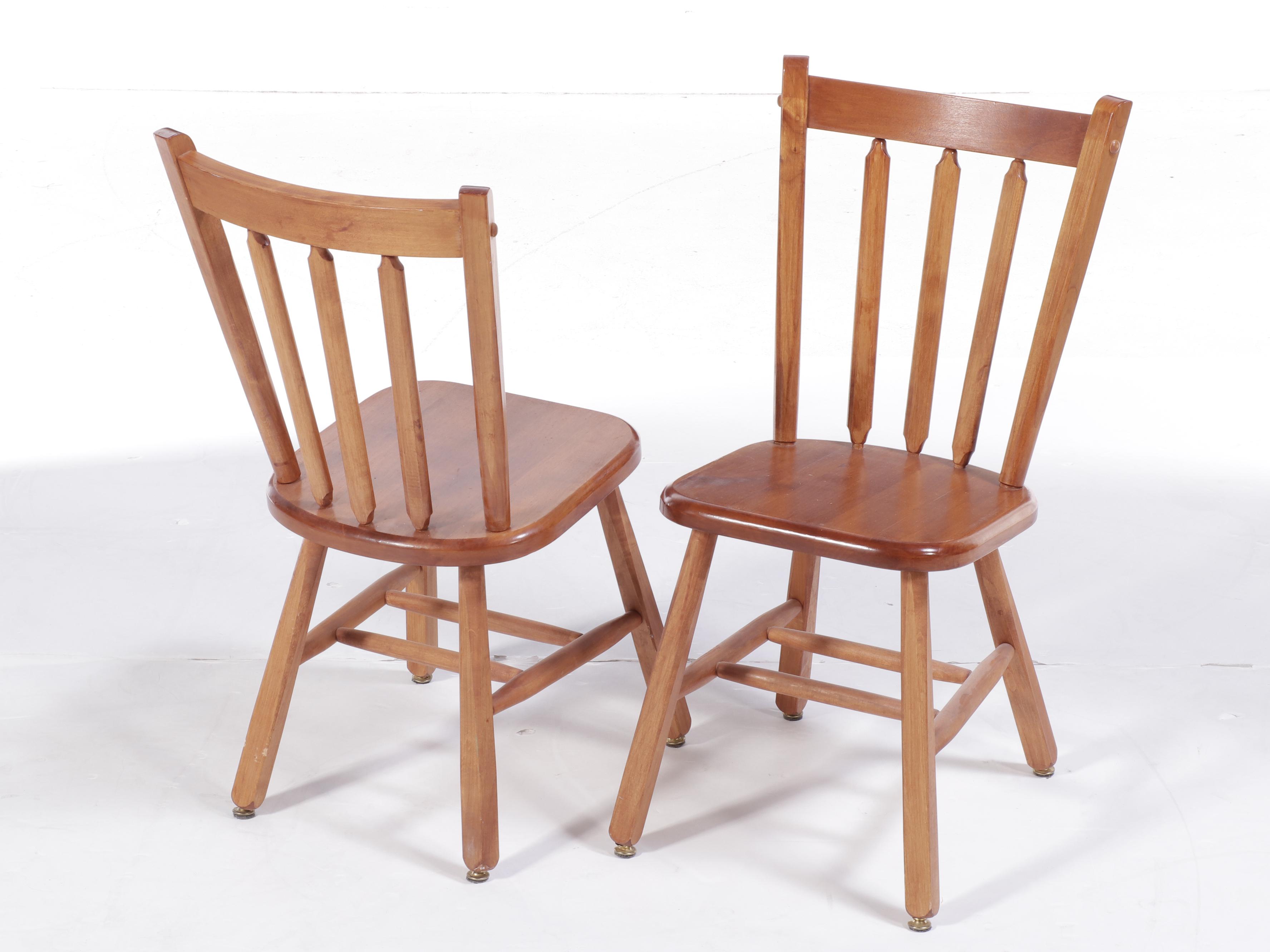 Set of American Colonial Style Maple Arrowback Side Chairs