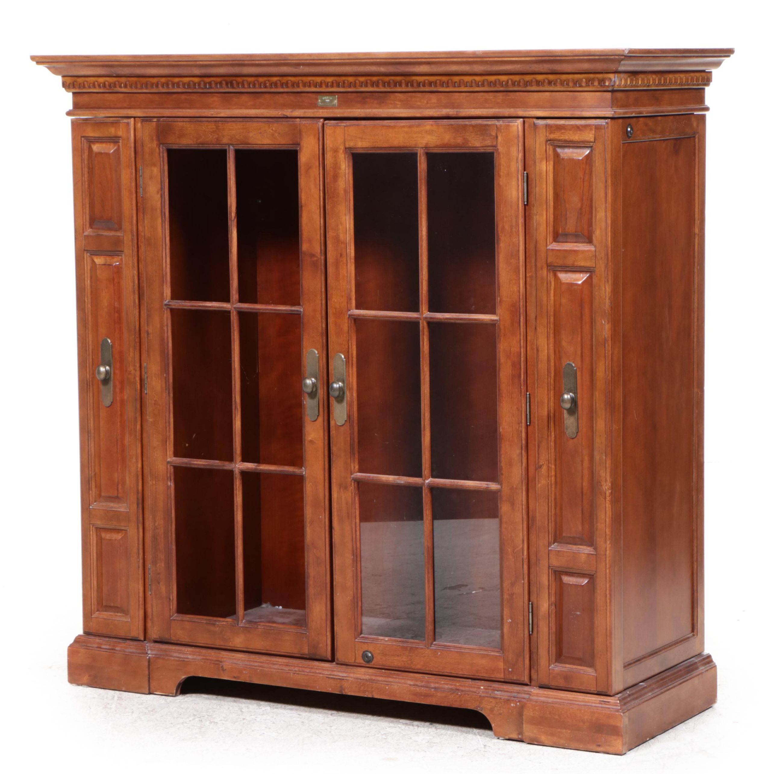 Orvis by Vaughan Furniture Hardwood and Glass Gun Cabinet