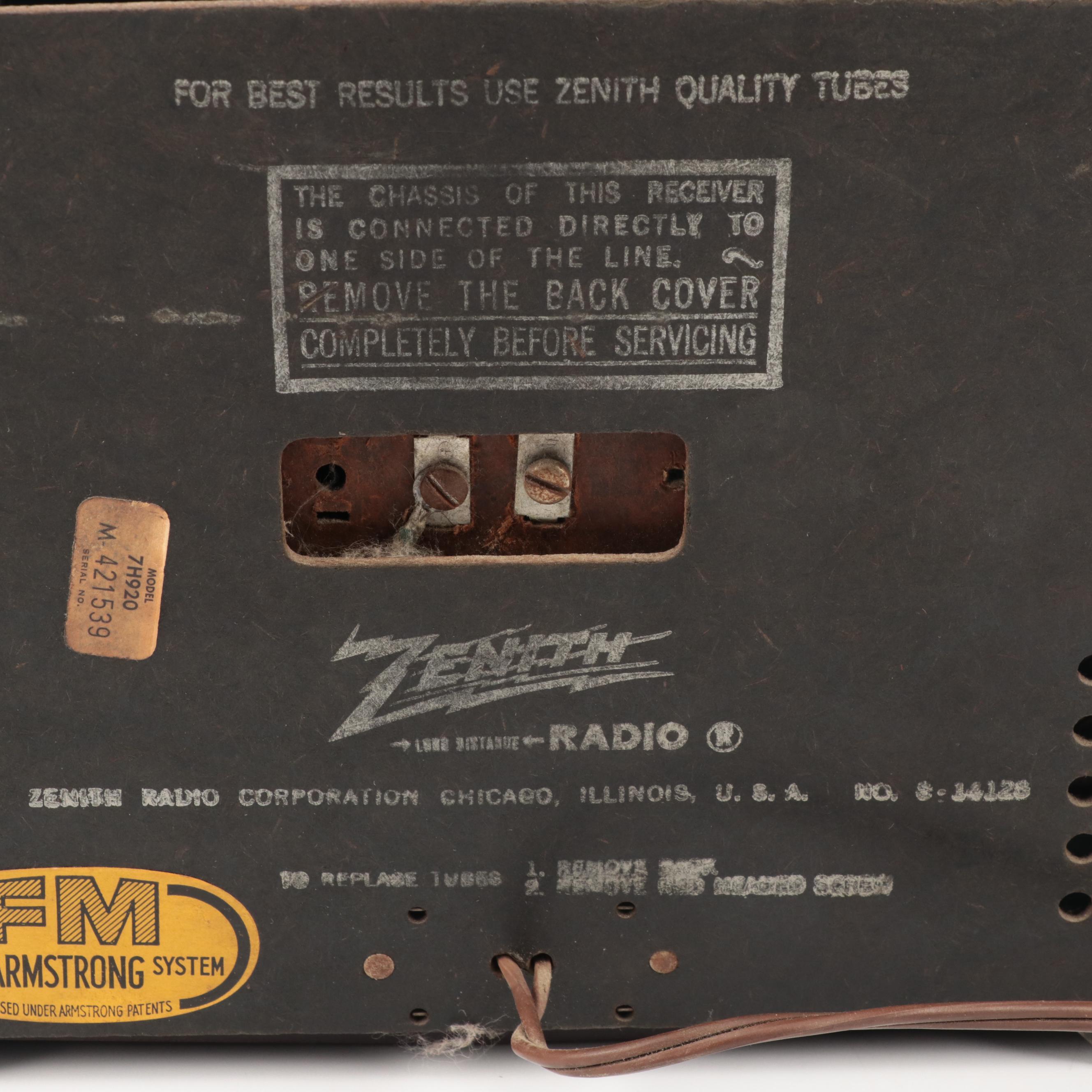 Zenith 7H920 Bakelite Cased Broadcast Radio, circa 1949
