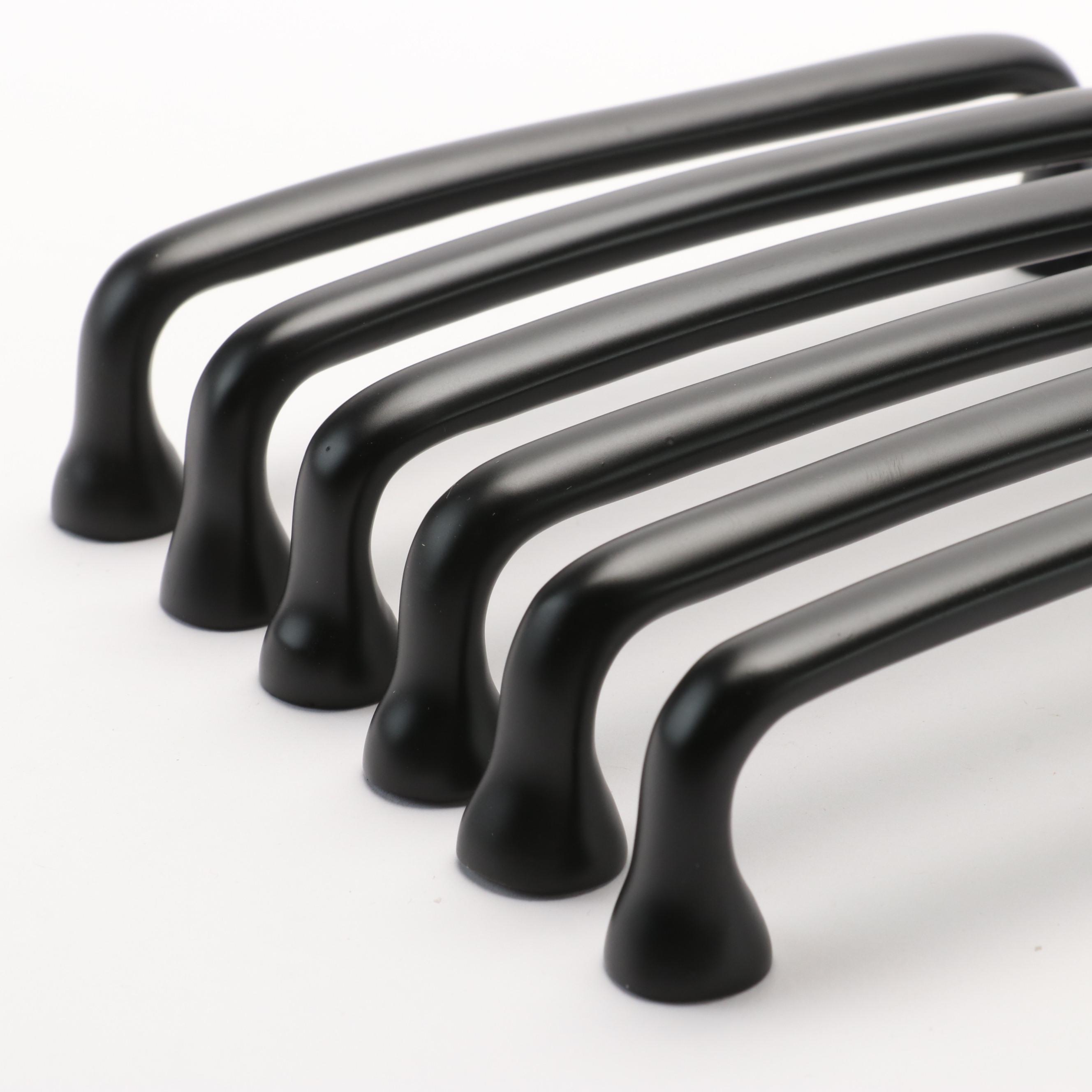 6" Cabinet Pulls in Matte Black Finish