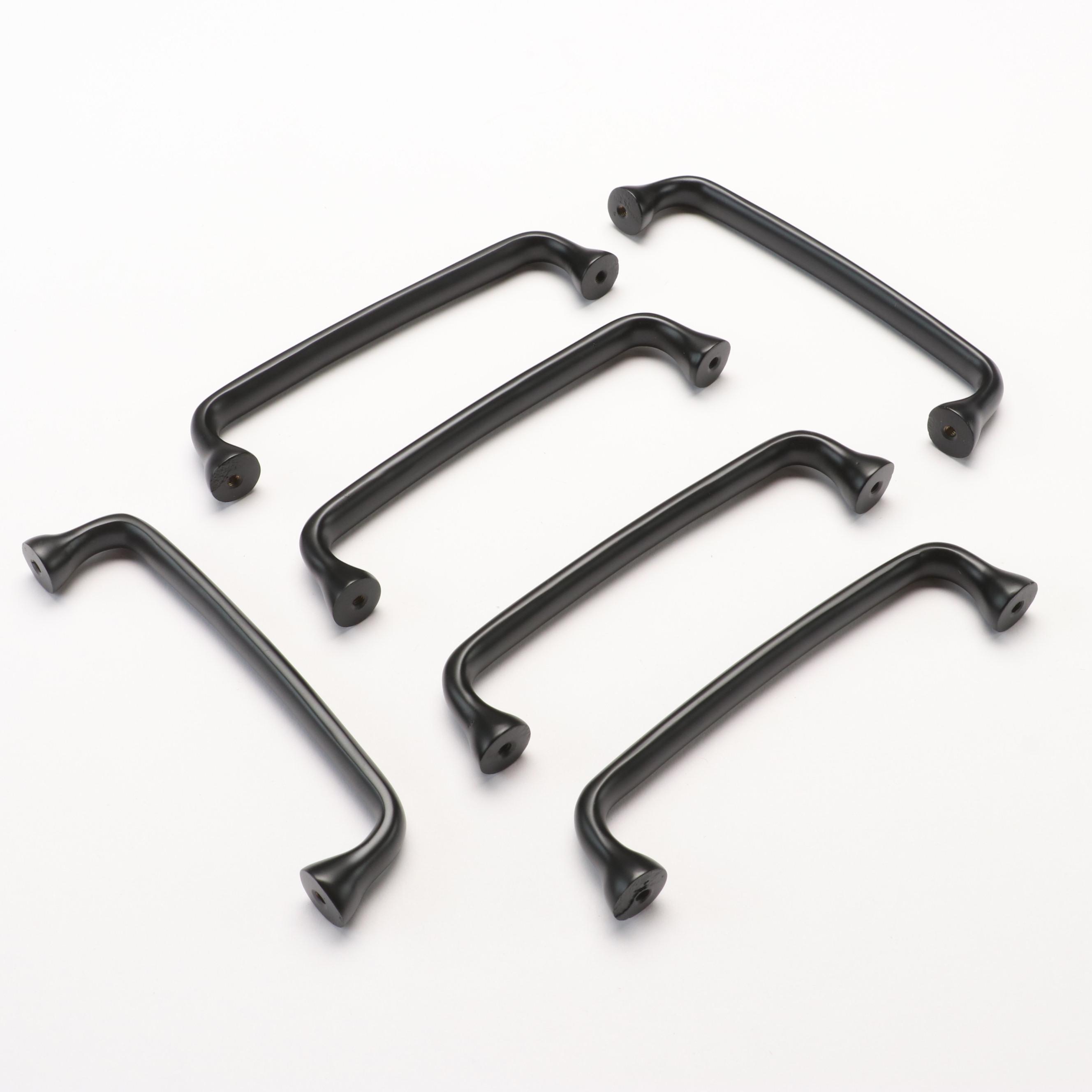 6" Cabinet Pulls in Matte Black Finish