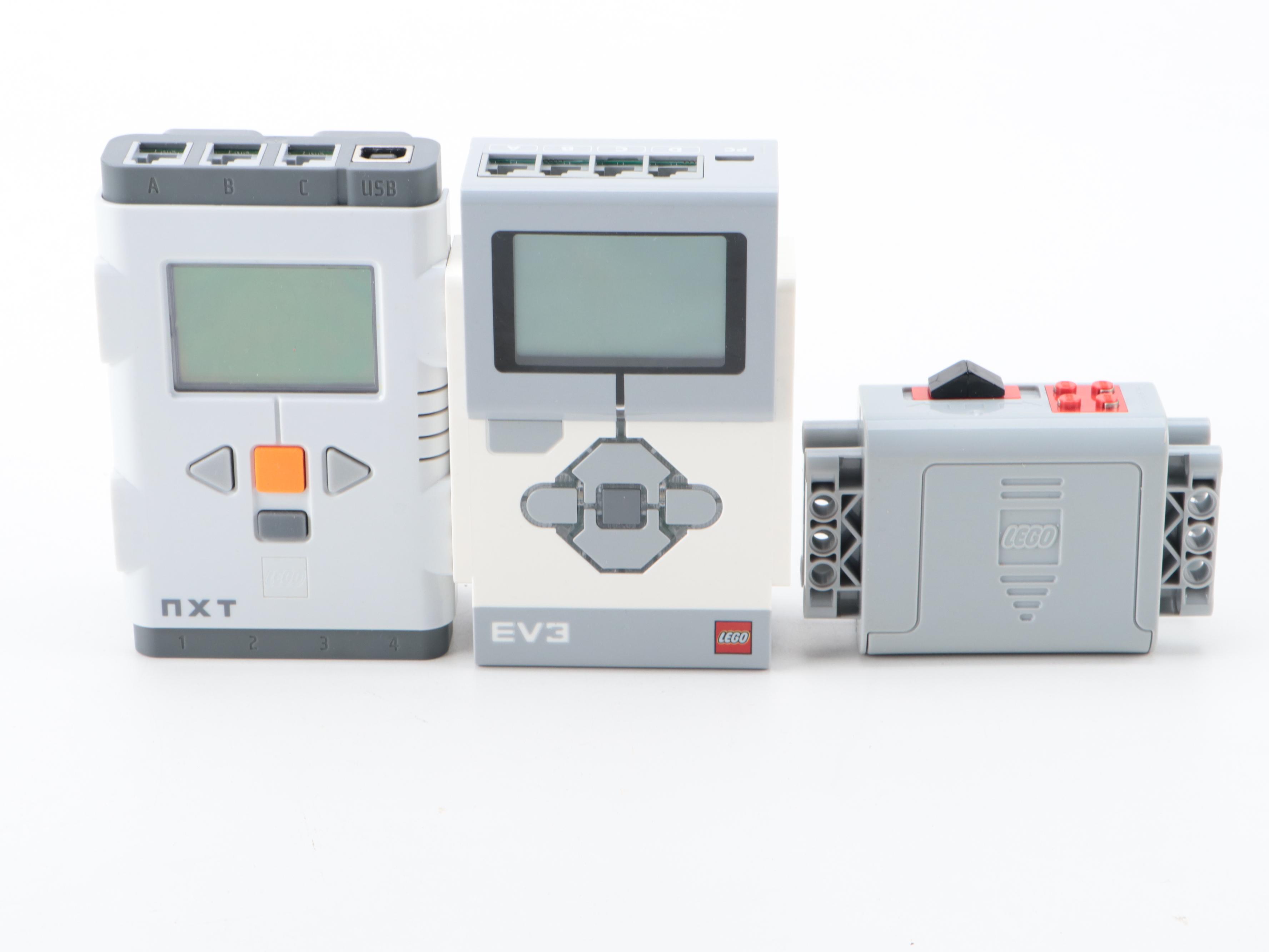 LEGO Mindstorms NXT Plastic Parts with Plastic Carrying Cases with More