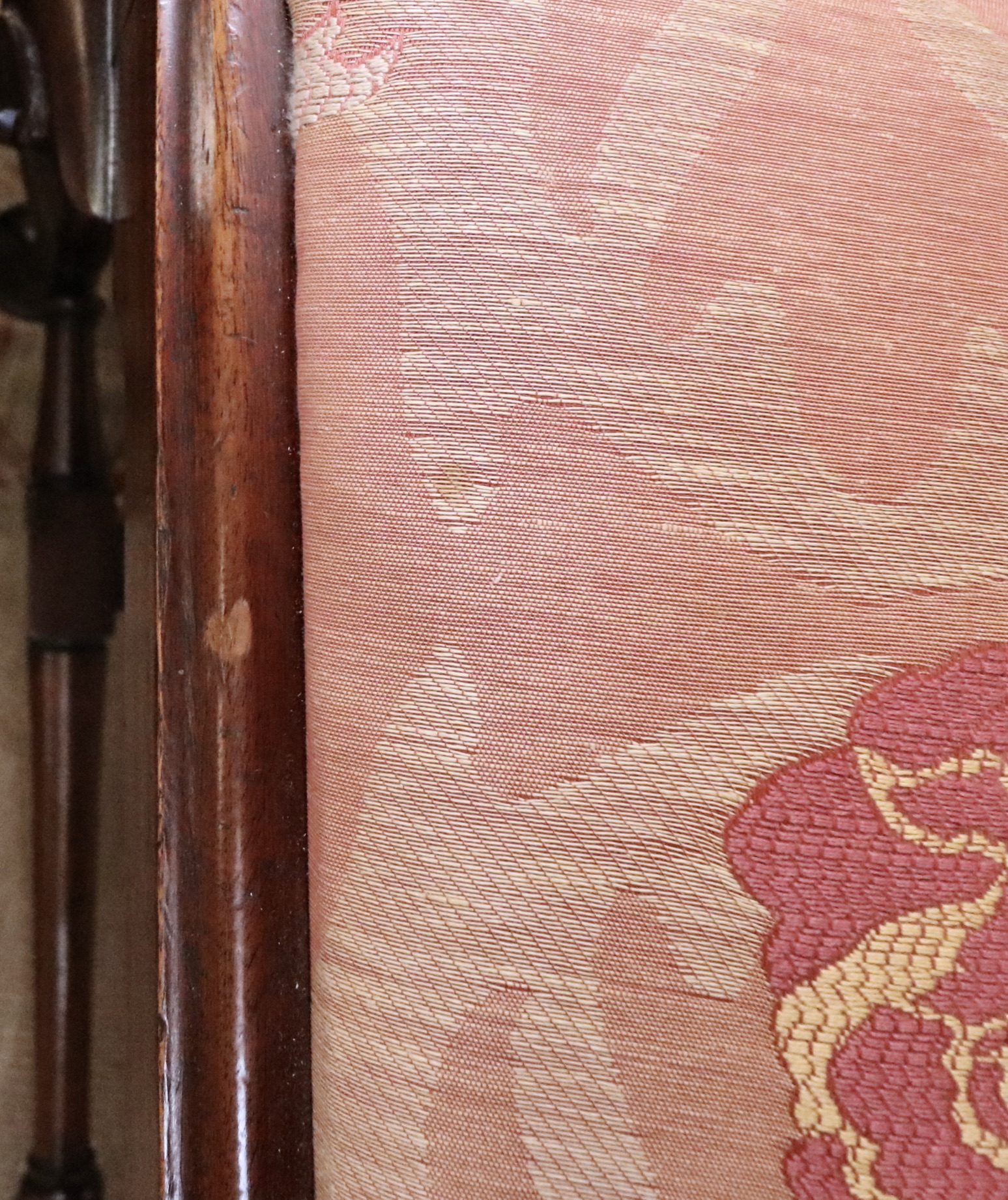 Queen Anne Style Three-Pedestal Mahogany Dining Table and Twelve Chairs