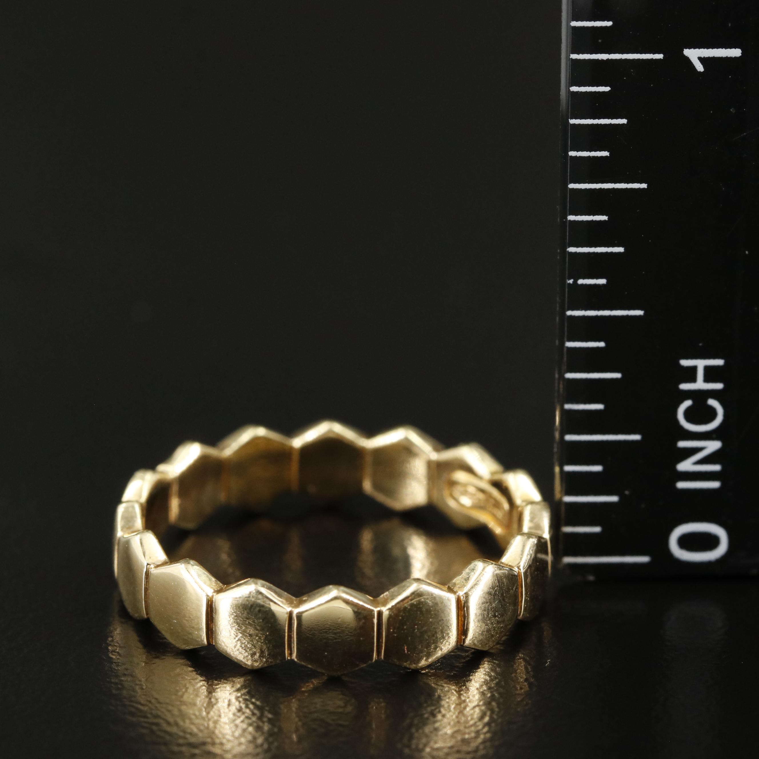 18K Hexagon Band