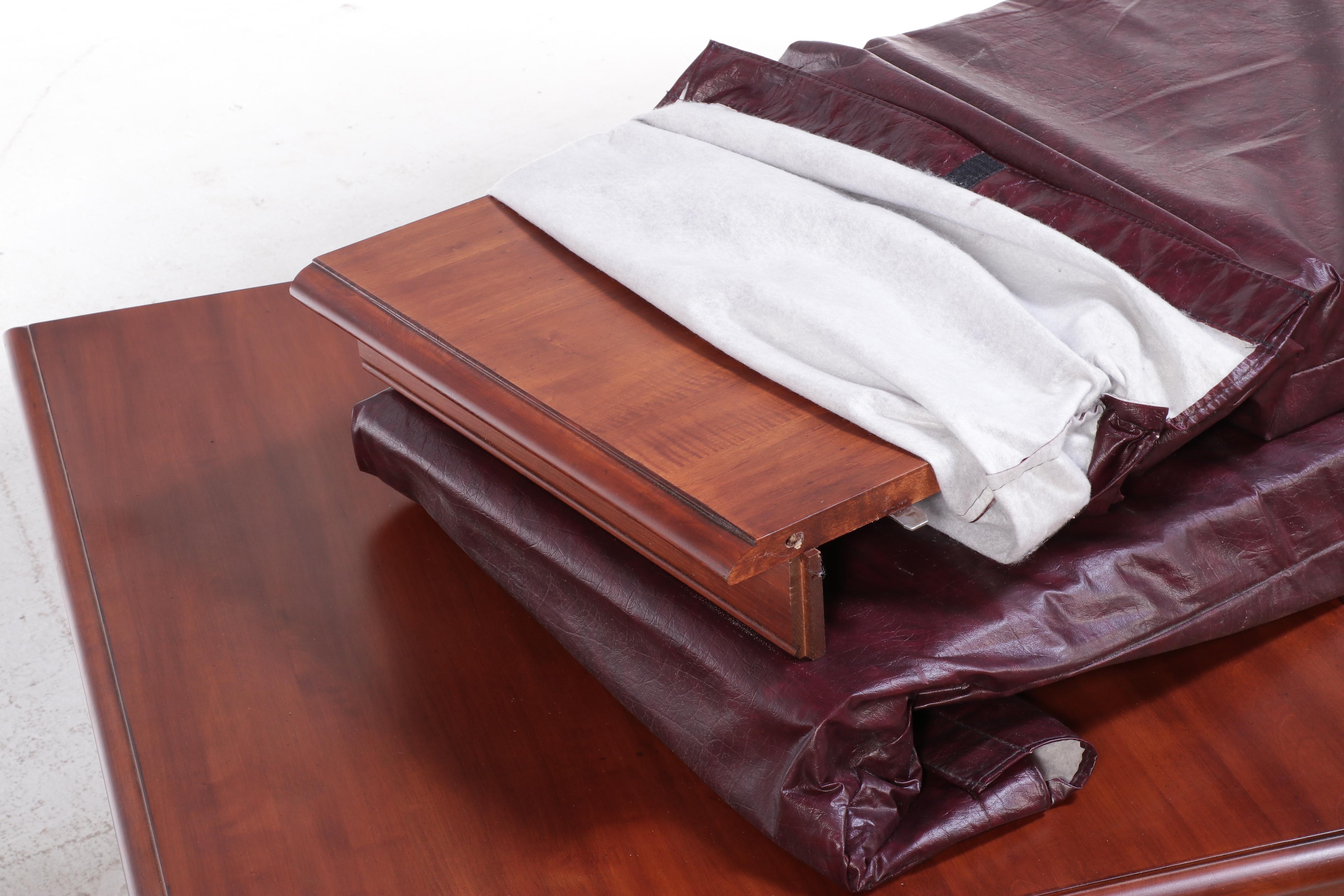 Ethan Allen Country Crossings Maple Dining Table and Four Windsor Chairs