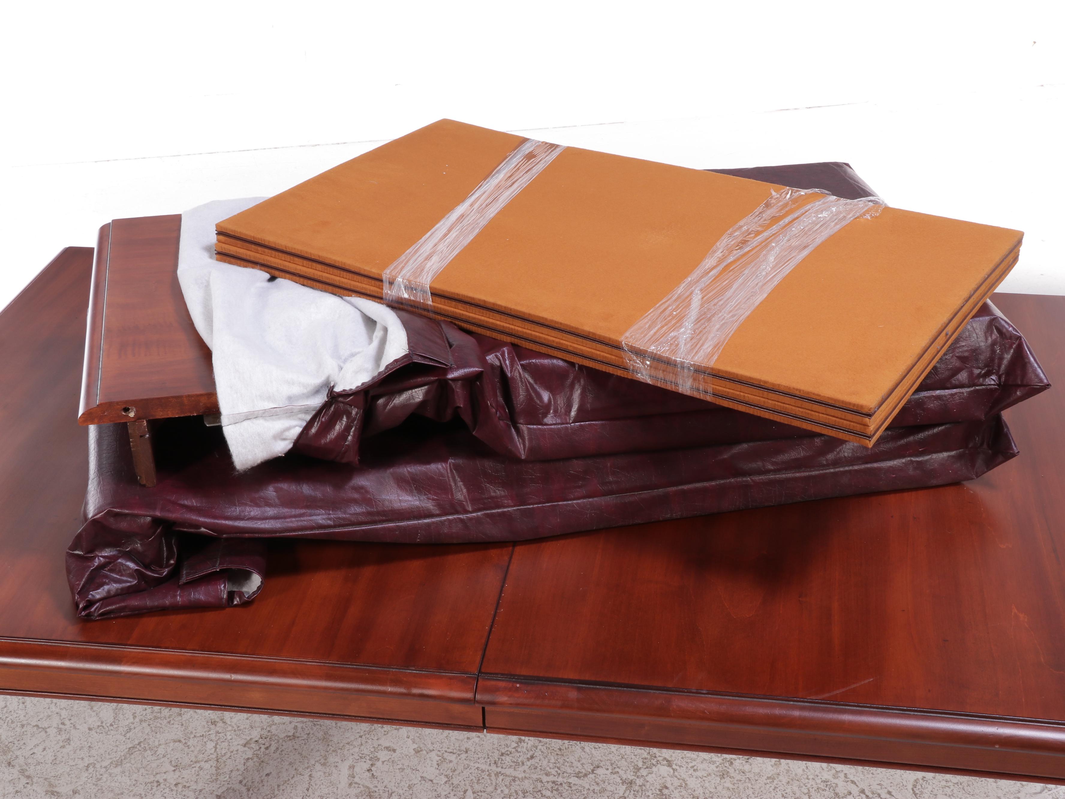 Ethan Allen Country Crossings Maple Dining Table and Four Windsor Chairs