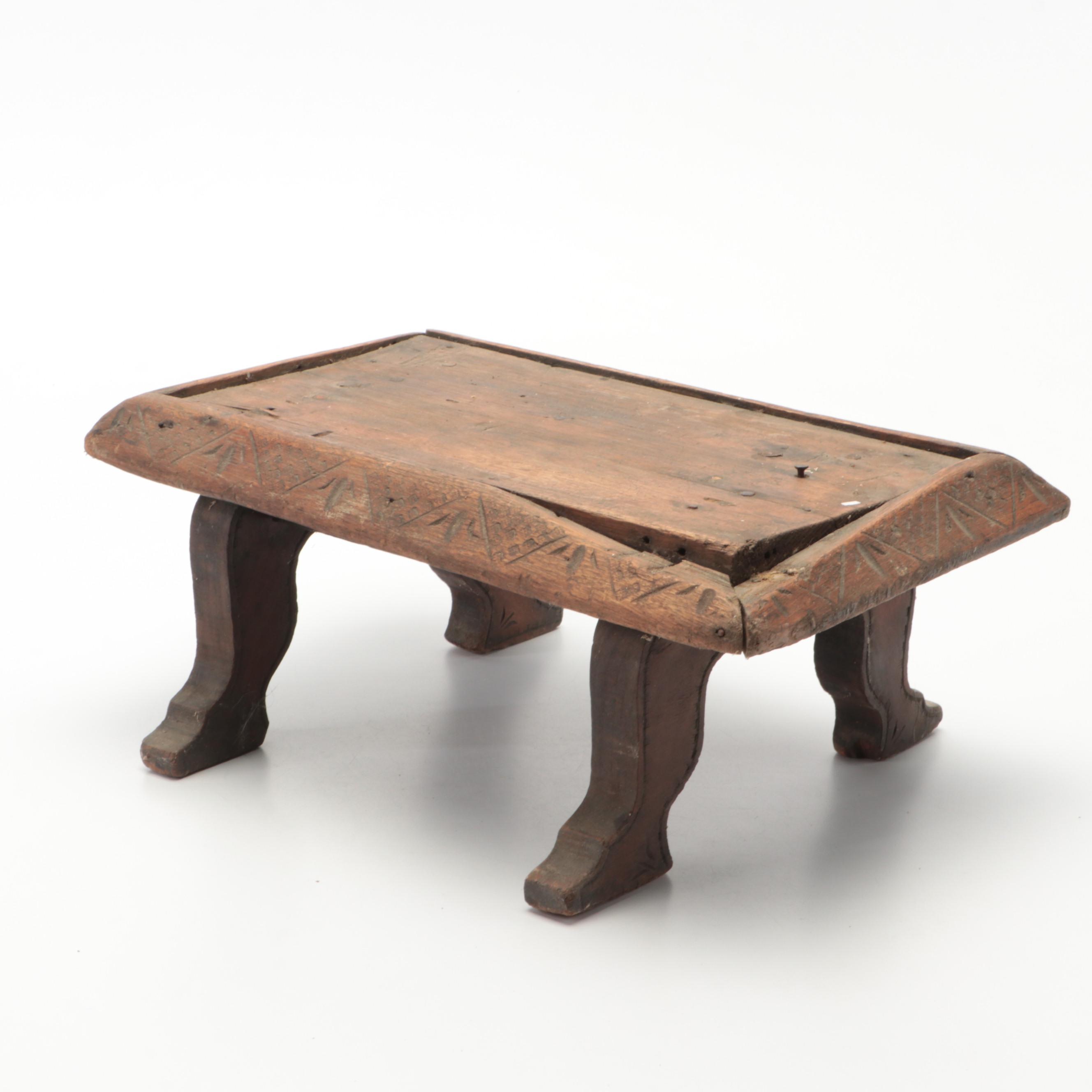 Handmade 1/4 Peck Measure With Wooden Altar Stand