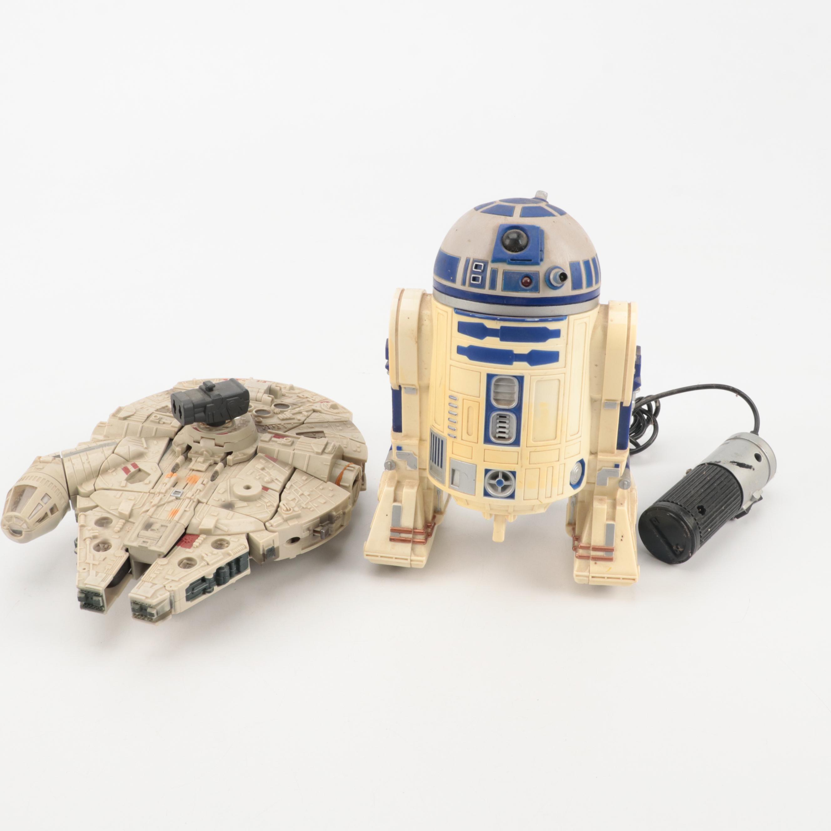 Star Wars Hasbro Galactic Snackin' Grogu with More Toys, Speaker and Book