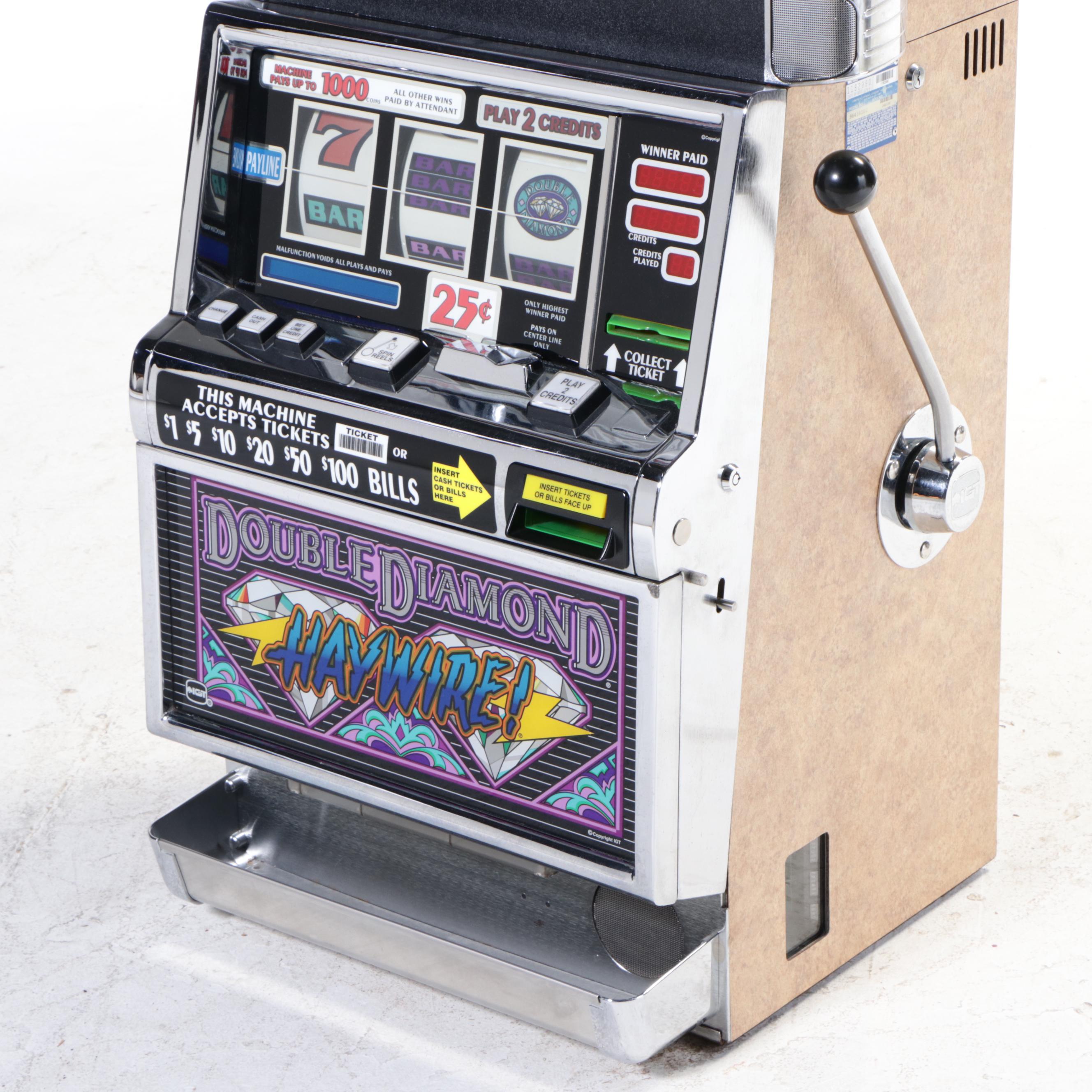 IGT Double Diamond Haywire Slot Machine, 2002