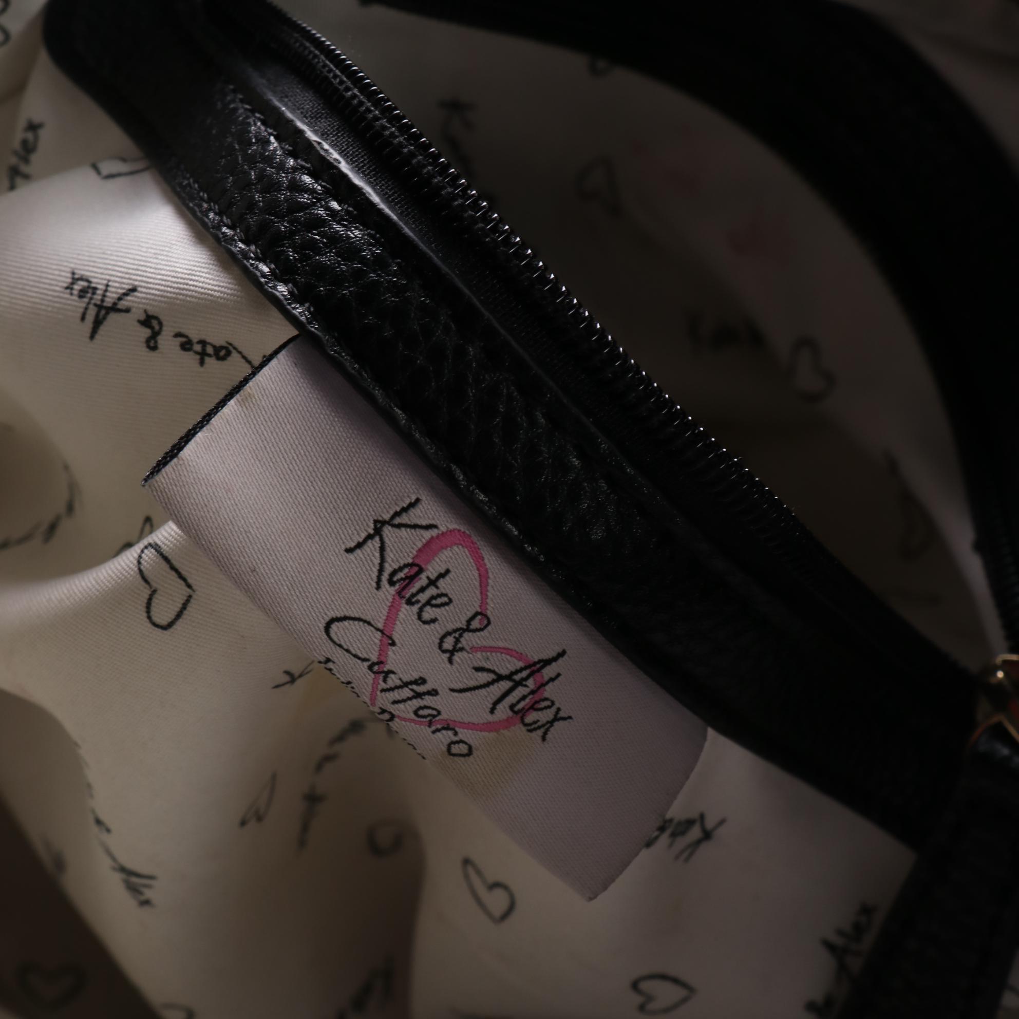 Kate & Alex Shoulder Bags in Pebble Grain Polyurethane