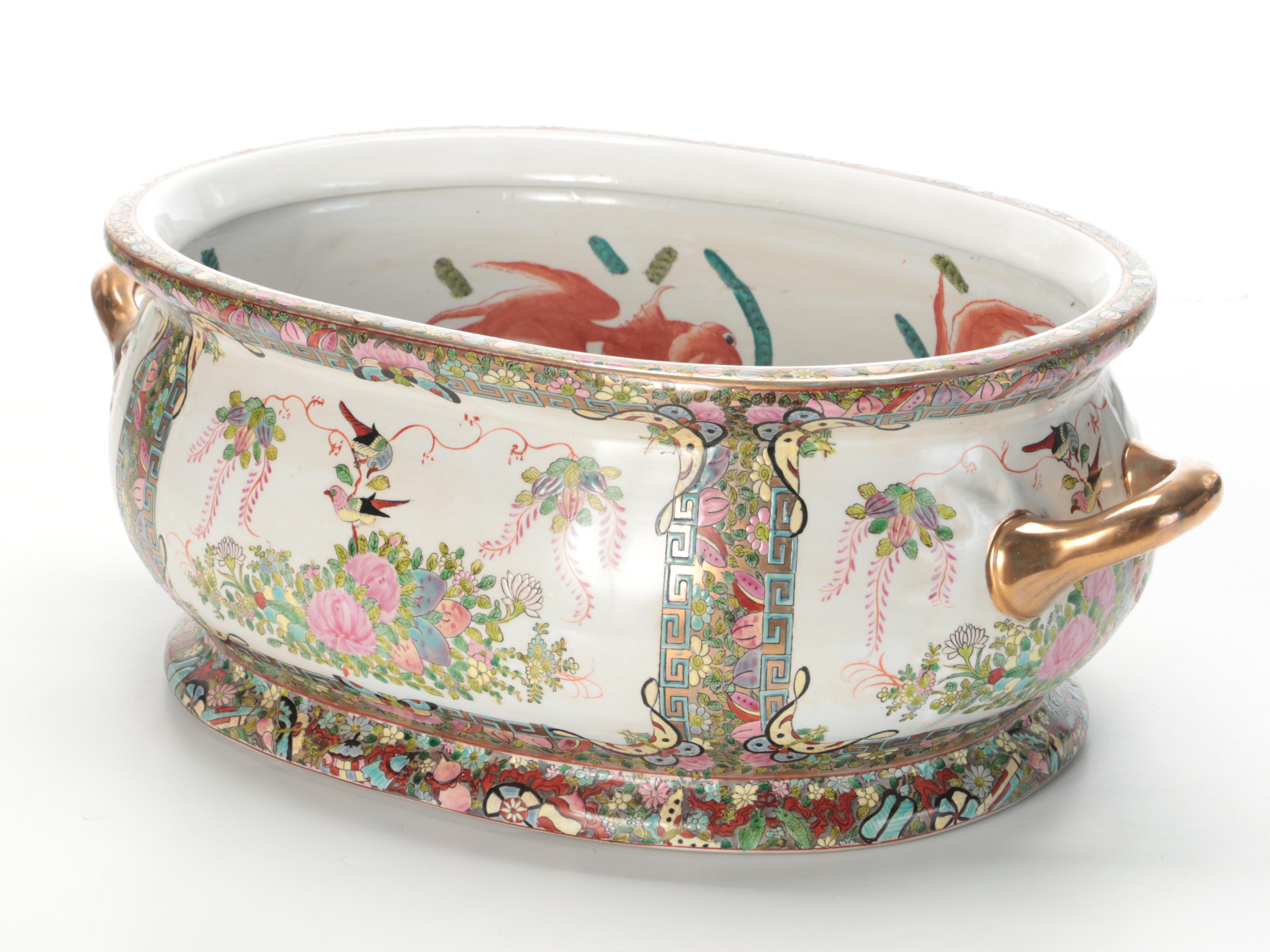 Chinese Porcelain Famille Rose Foot Bath Planter on Wooden Stand