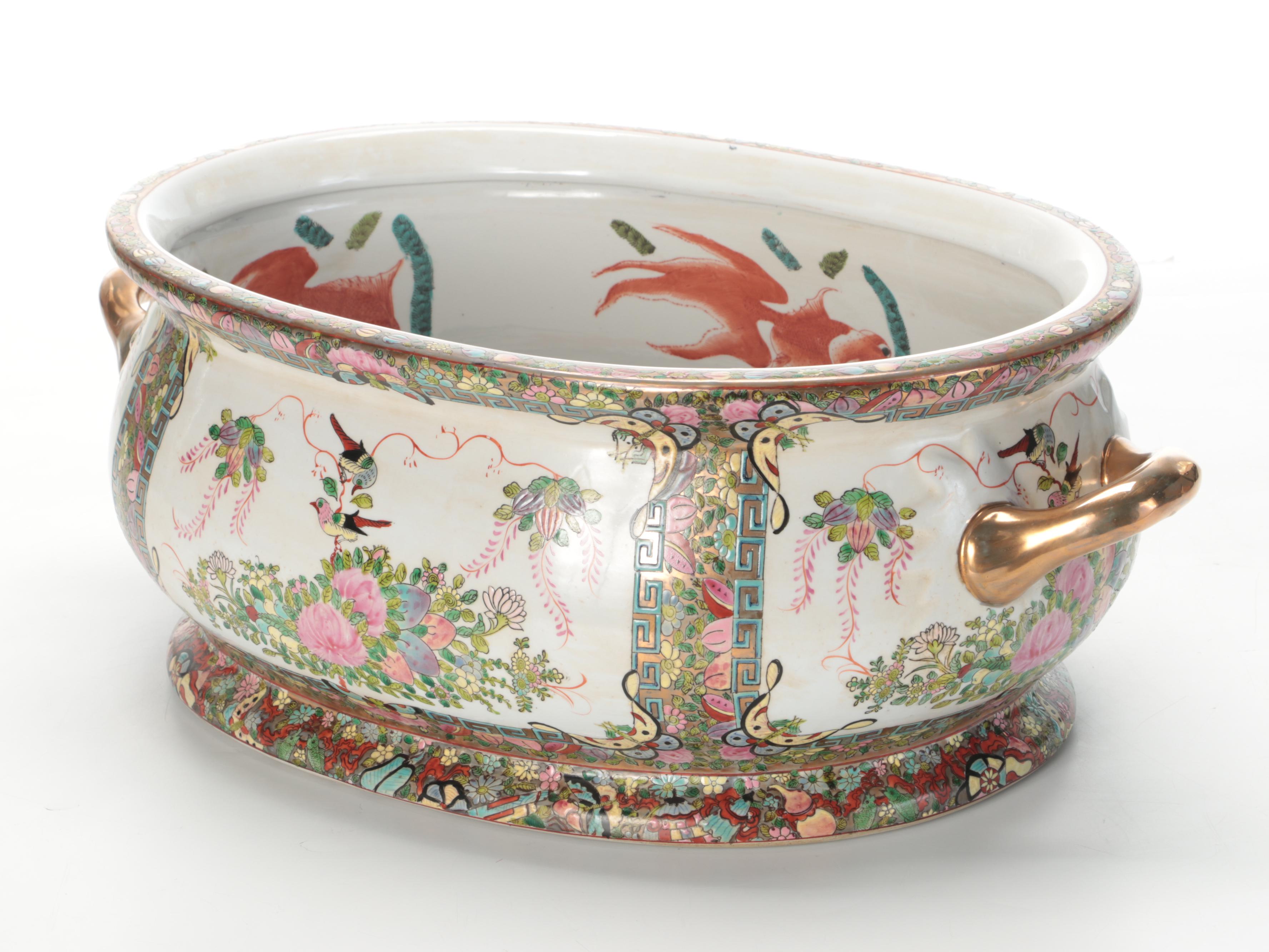 Chinese Porcelain Famille Rose Foot Bath Planter on Wooden Stand