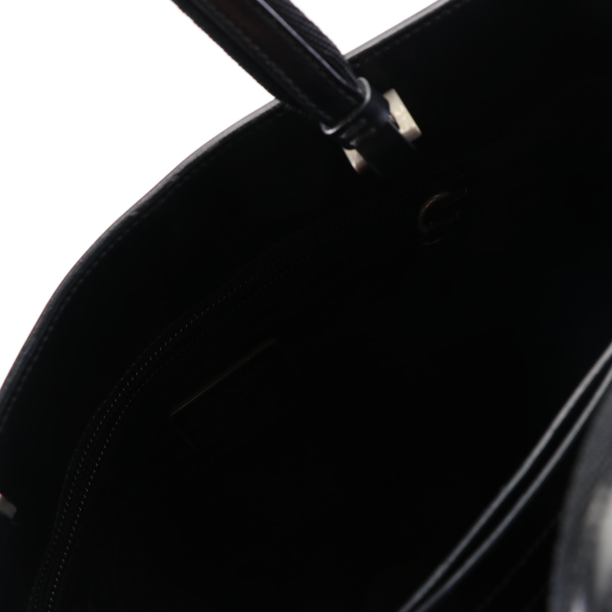 Prada Tote Bag in Black Patent Leather