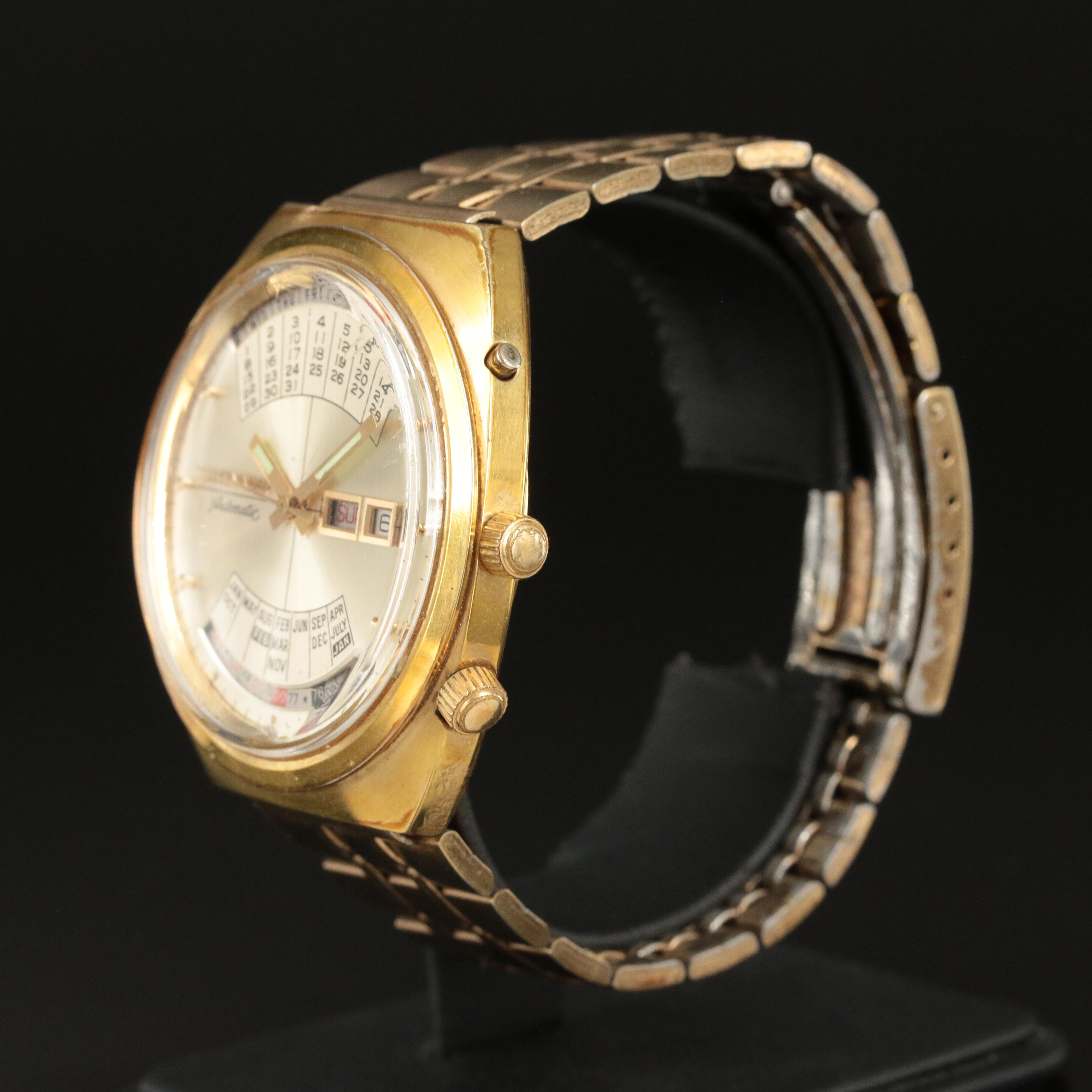 Vintage Wittnauer "Time Machine" Perpetual Calendar Automatic