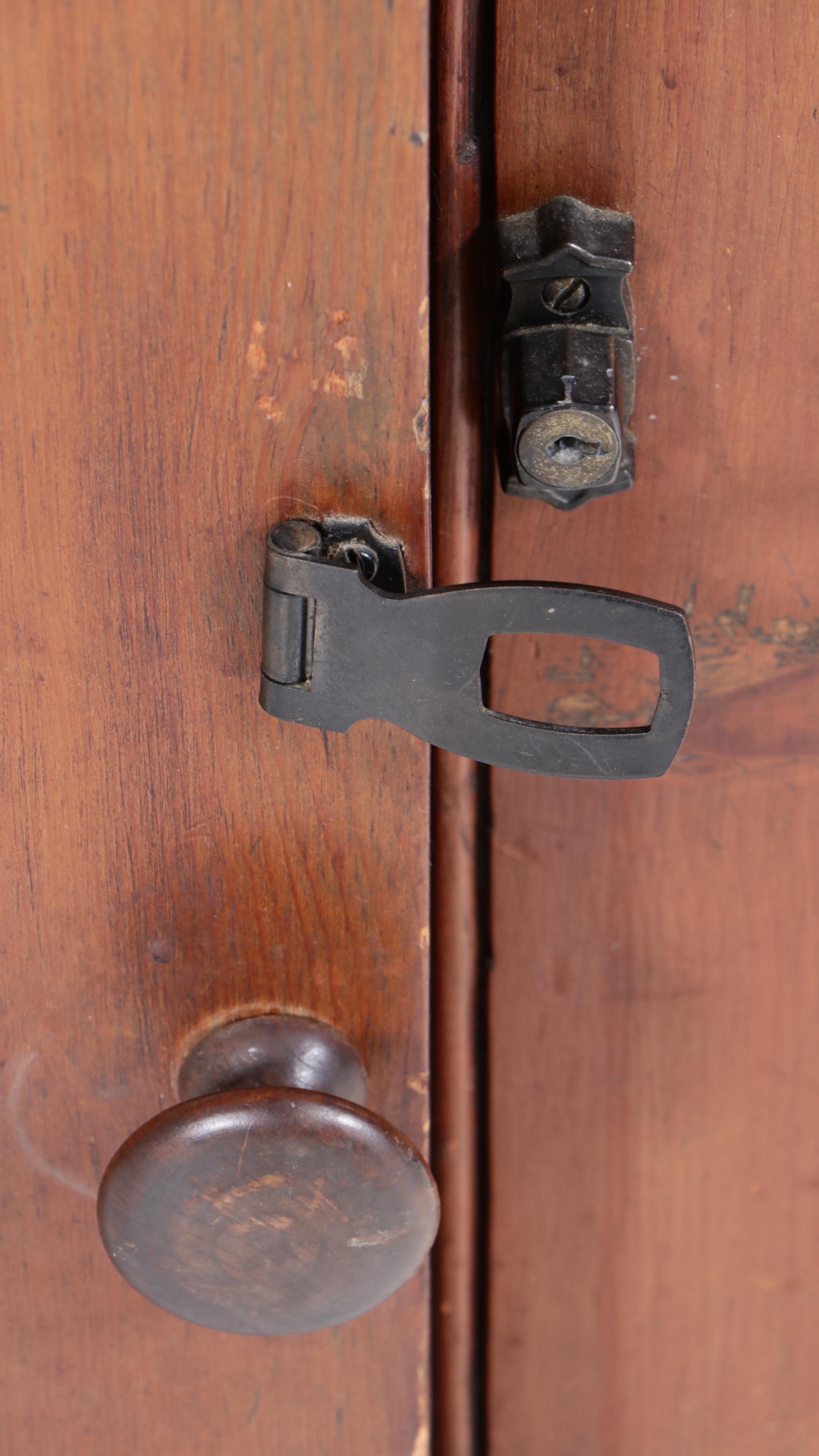 American Colonial Pine Cupboard with Scalloped Valance, Early 19th Century