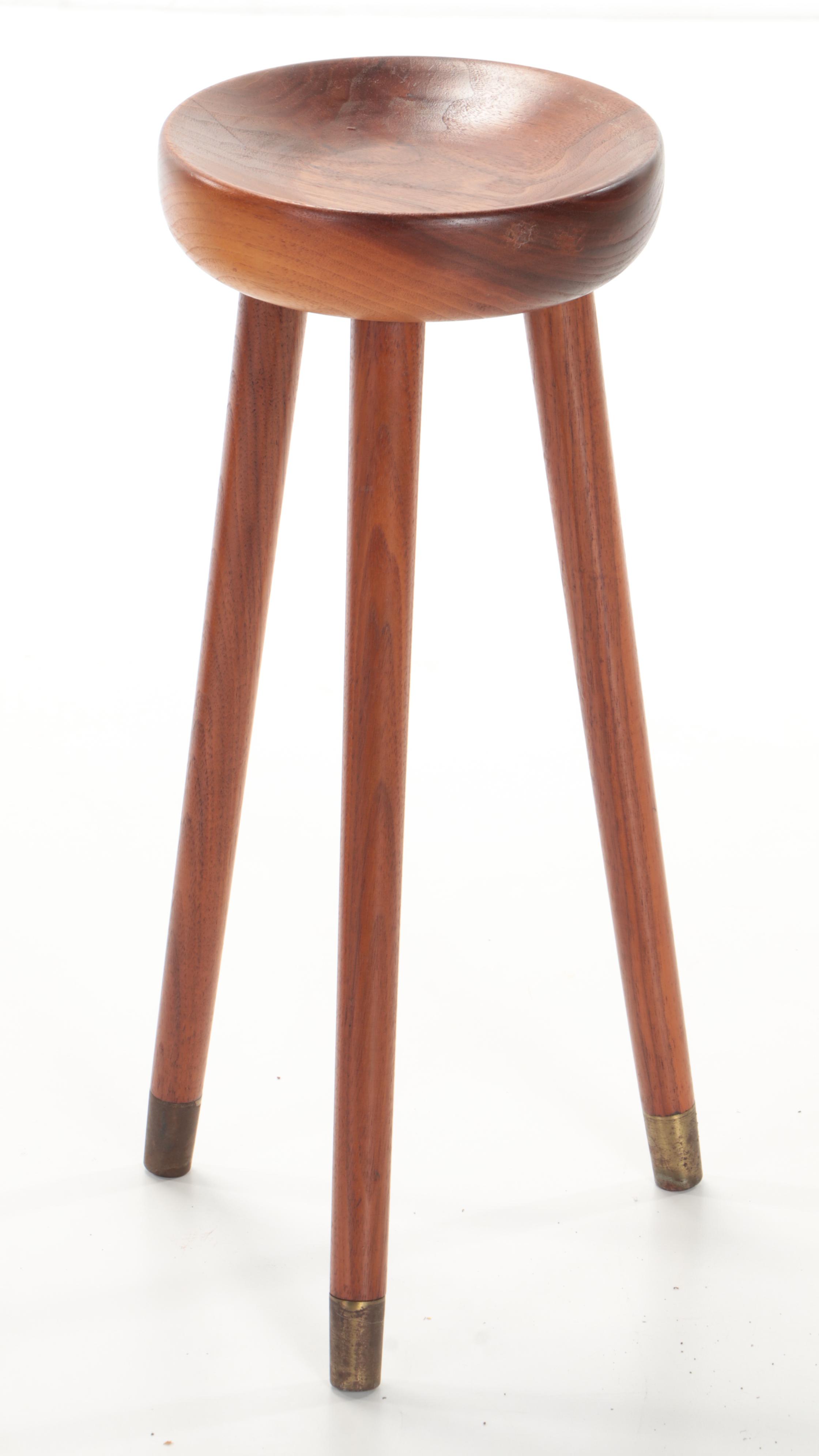 Ivory Soap Wooden Caddy with Tripod Stool