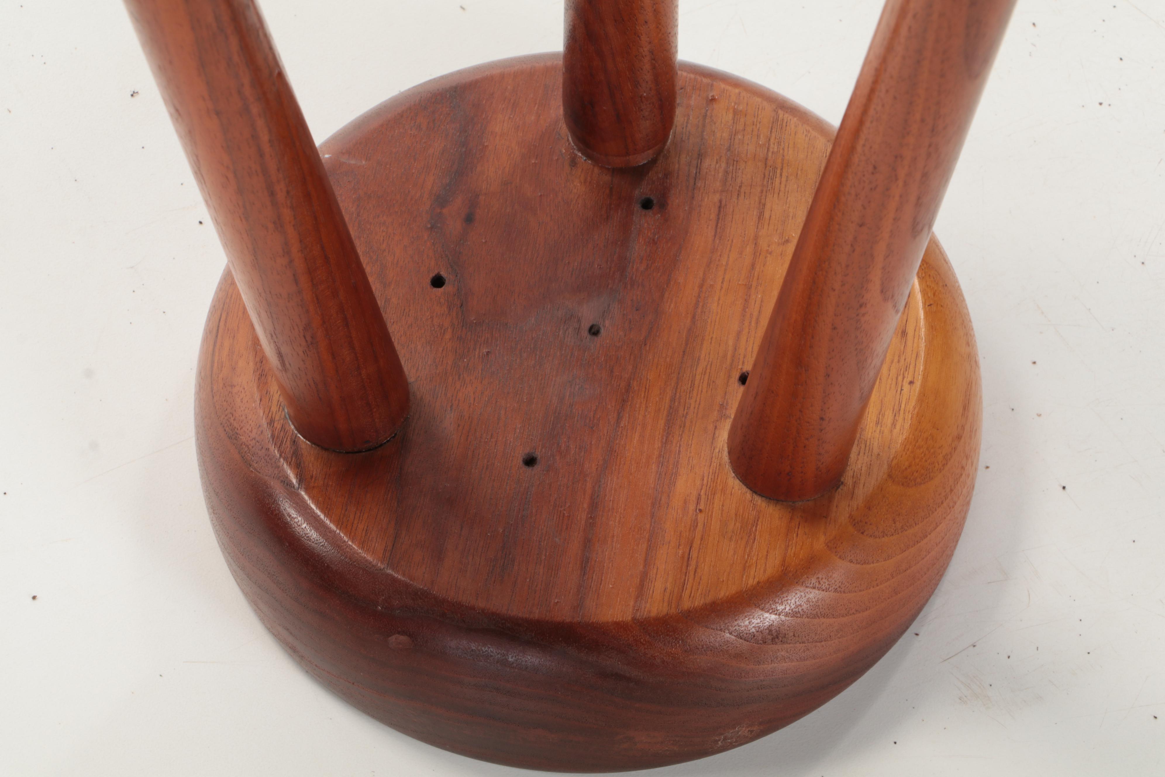 Ivory Soap Wooden Caddy with Tripod Stool