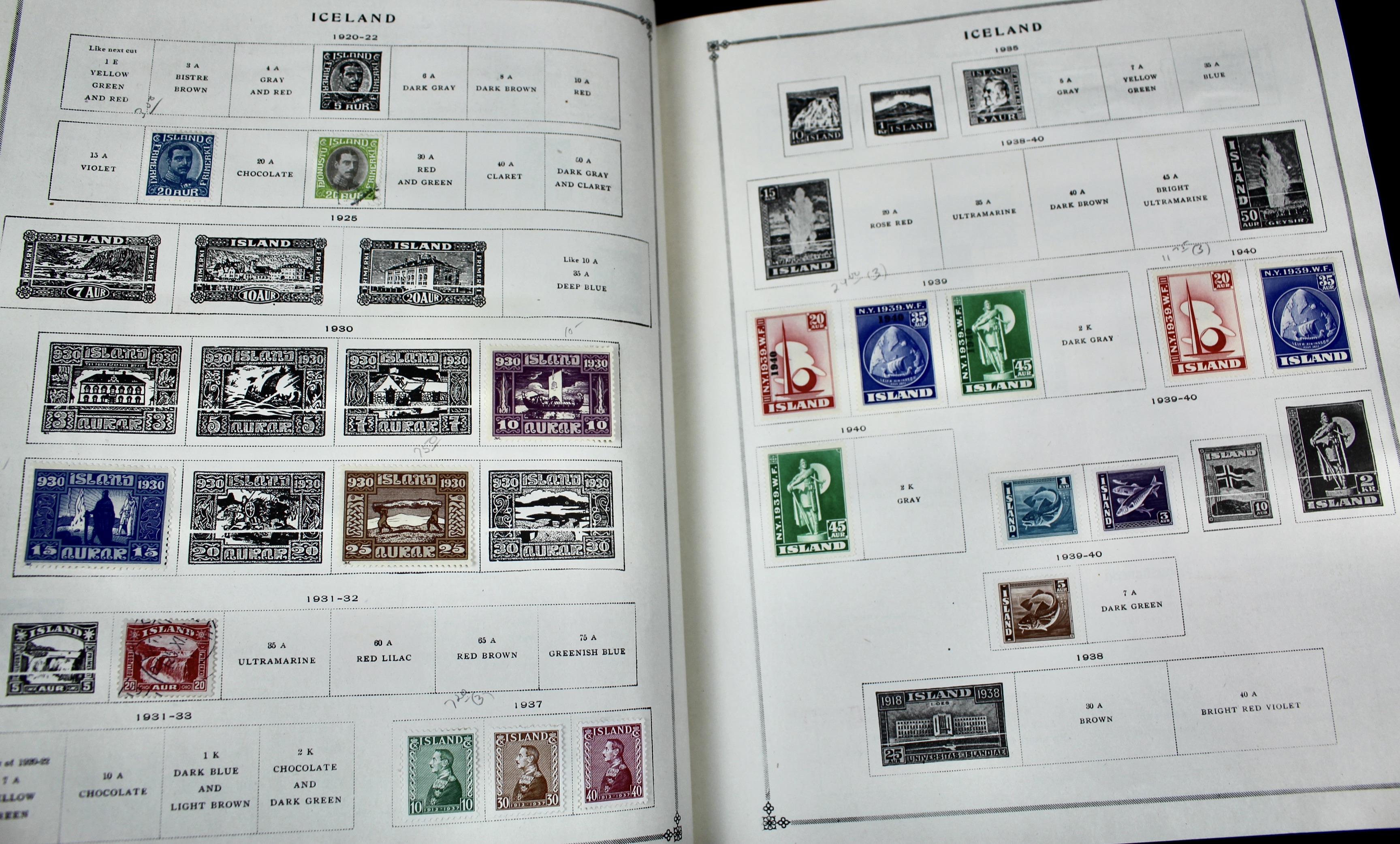 Scott's Junior International Postage Stamp Album