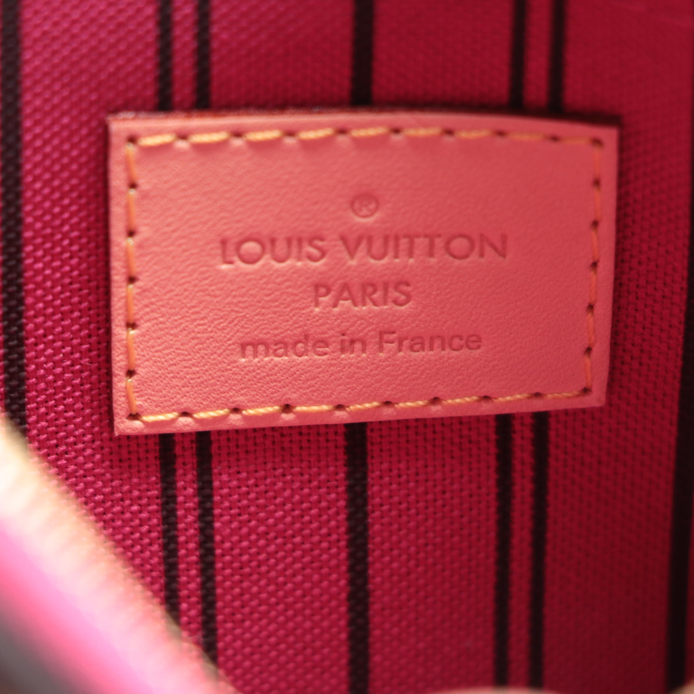 Louis Vuitton Neverfull Pochette in Monogram Canvas