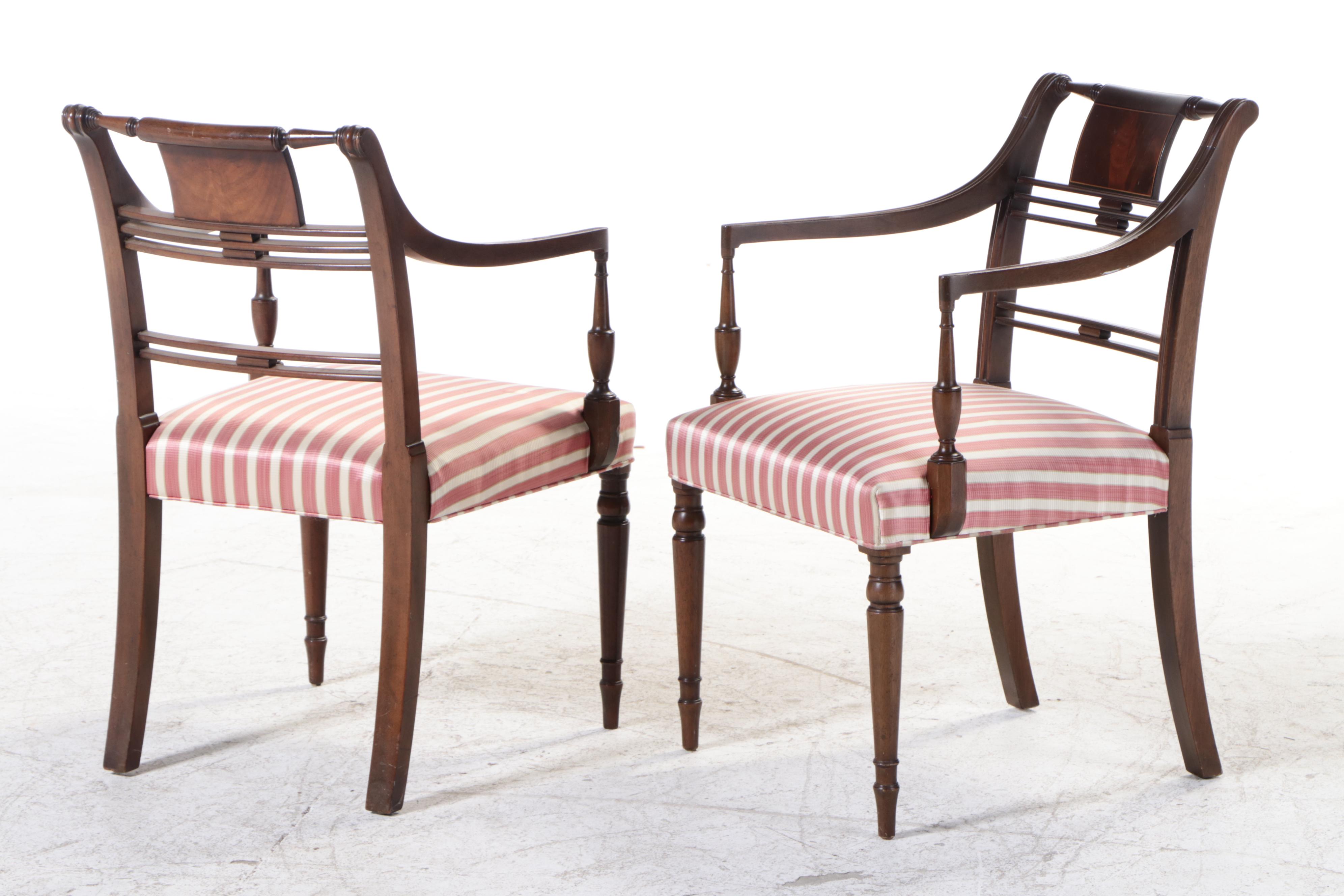 Kittinger Regency Style Mahogany Extension Dining Table and Seven Chairs