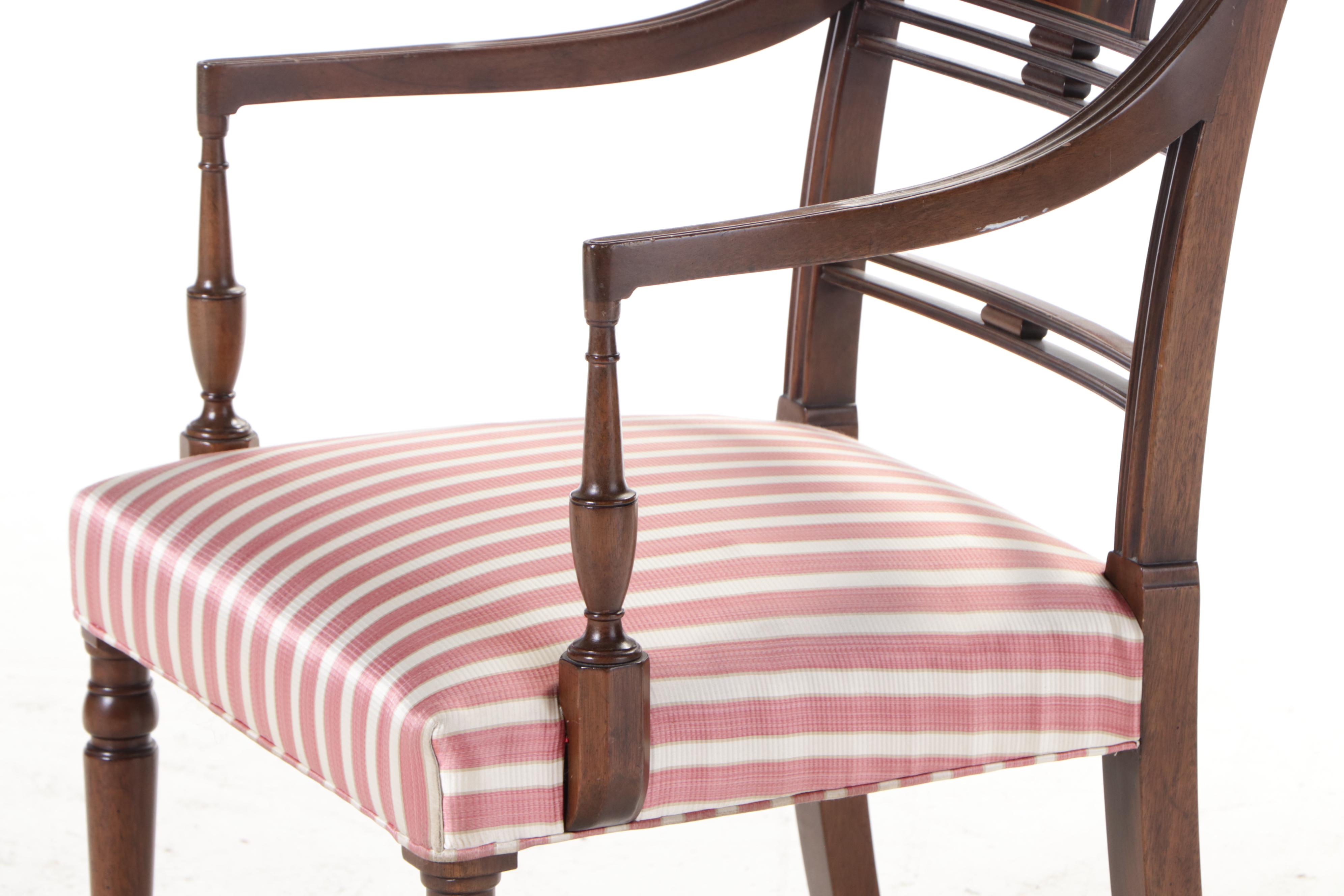 Kittinger Regency Style Mahogany Extension Dining Table and Seven Chairs