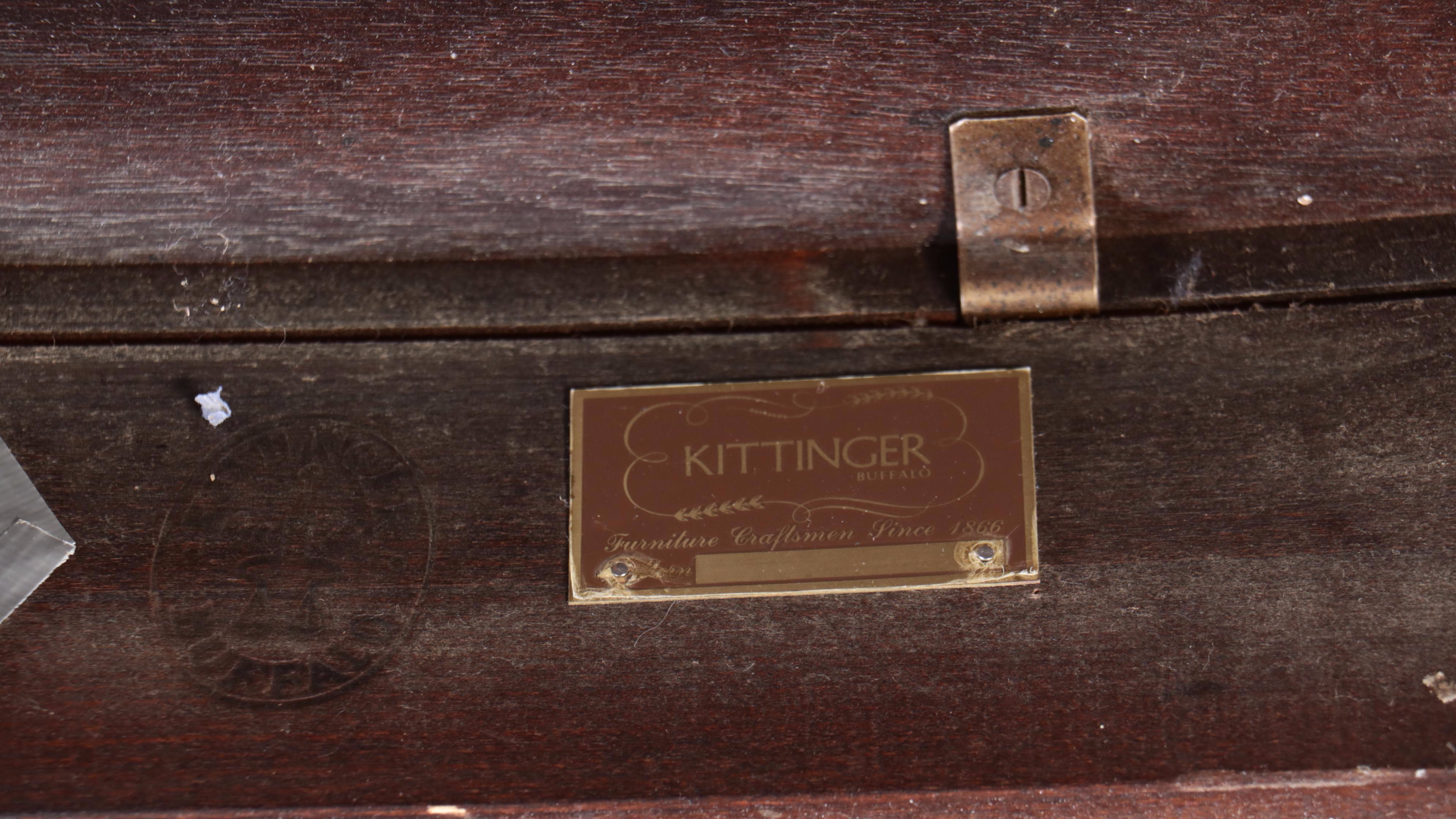 Kittinger Regency Style Mahogany Extension Dining Table and Seven Chairs